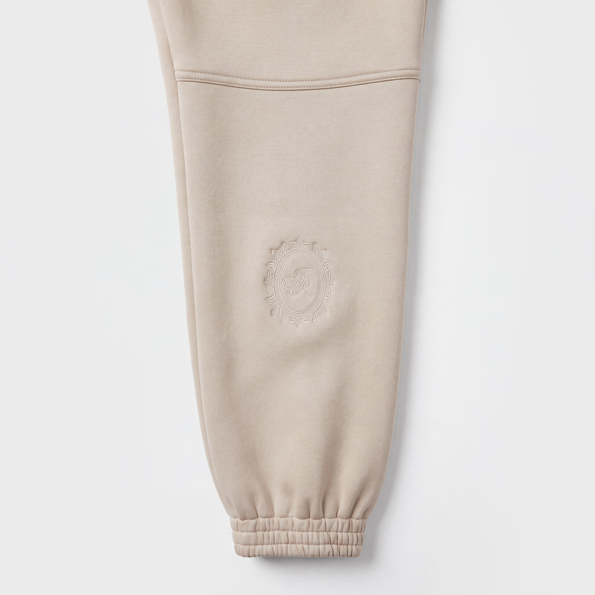 1069 Off White Pant
