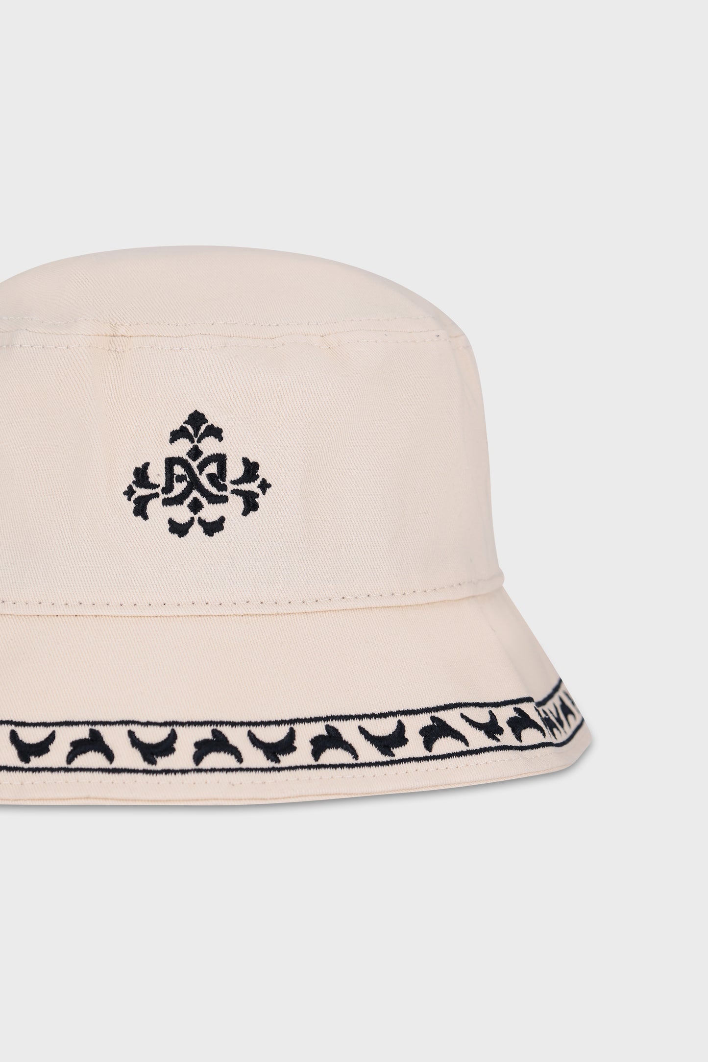 869 Off-White Cotton Bucket Hat
