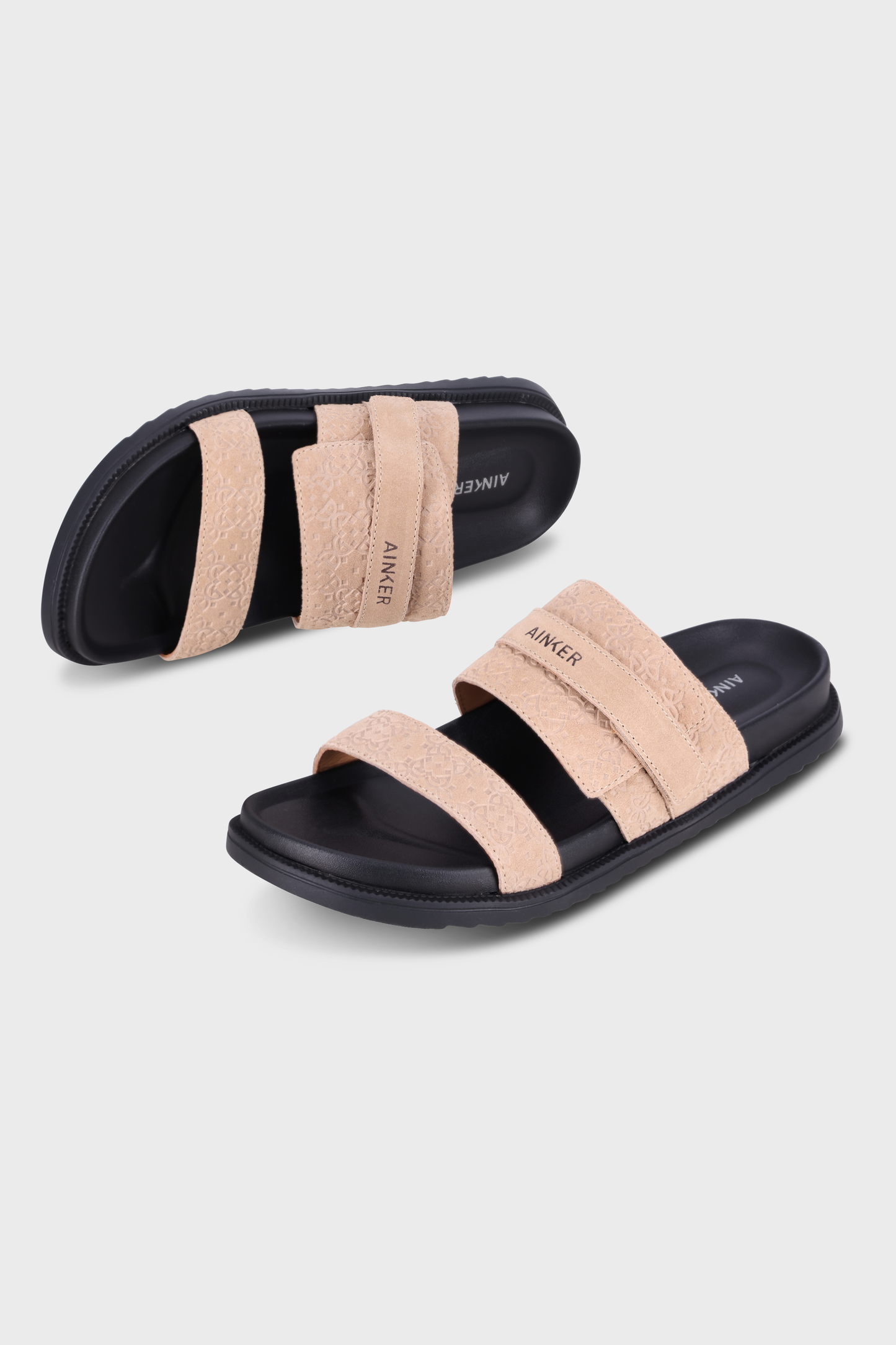 Atelier Off White Suede