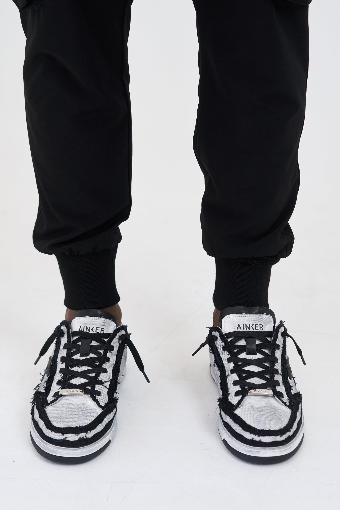 LAY UP CANVAS BLACK\WHITE