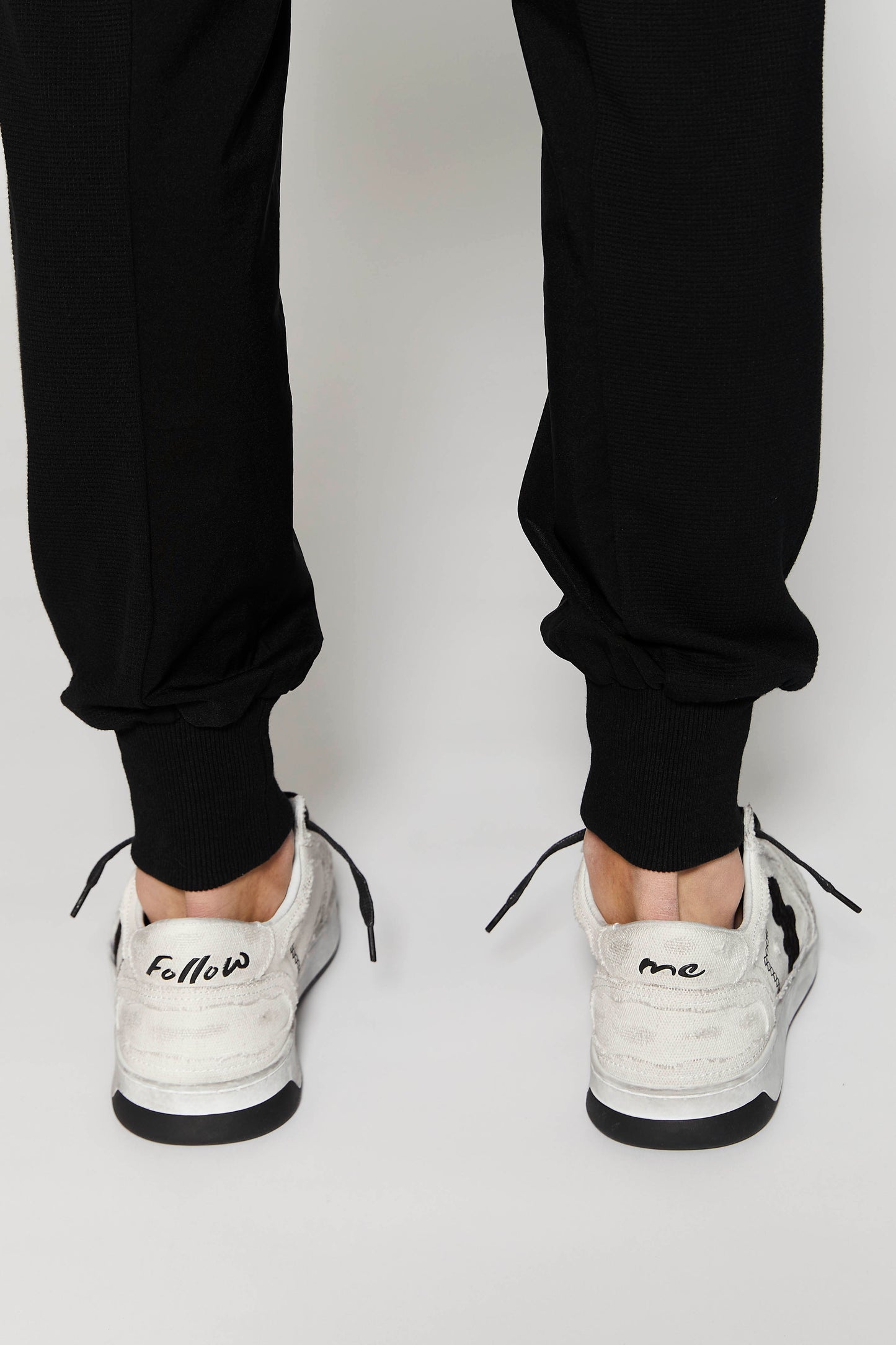 Lay Up Canvas Black White