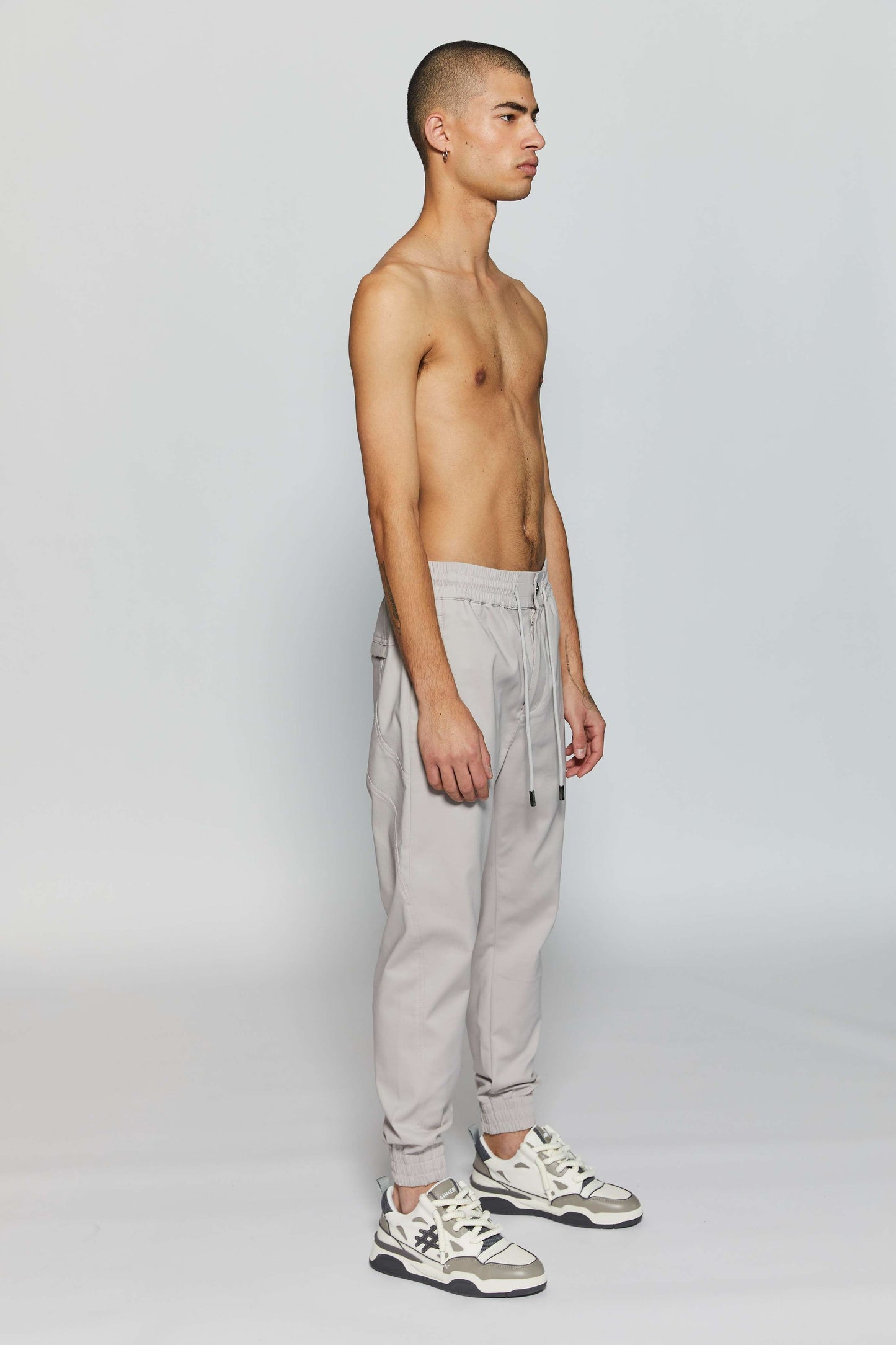 Elegant Jogging 257 Off-White Pants