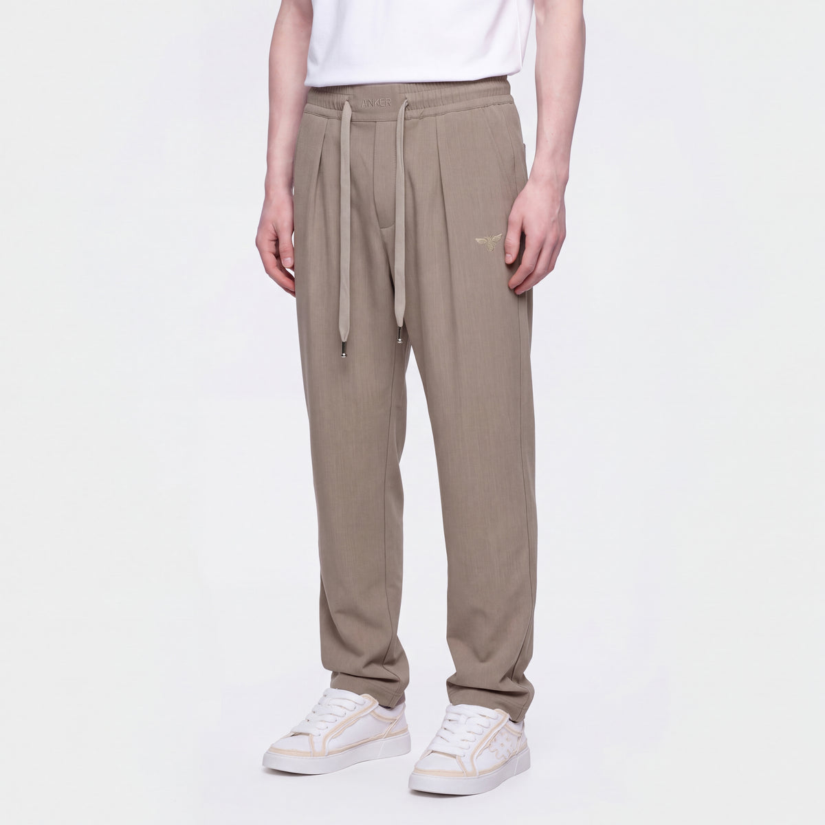 1041 Off White Pants