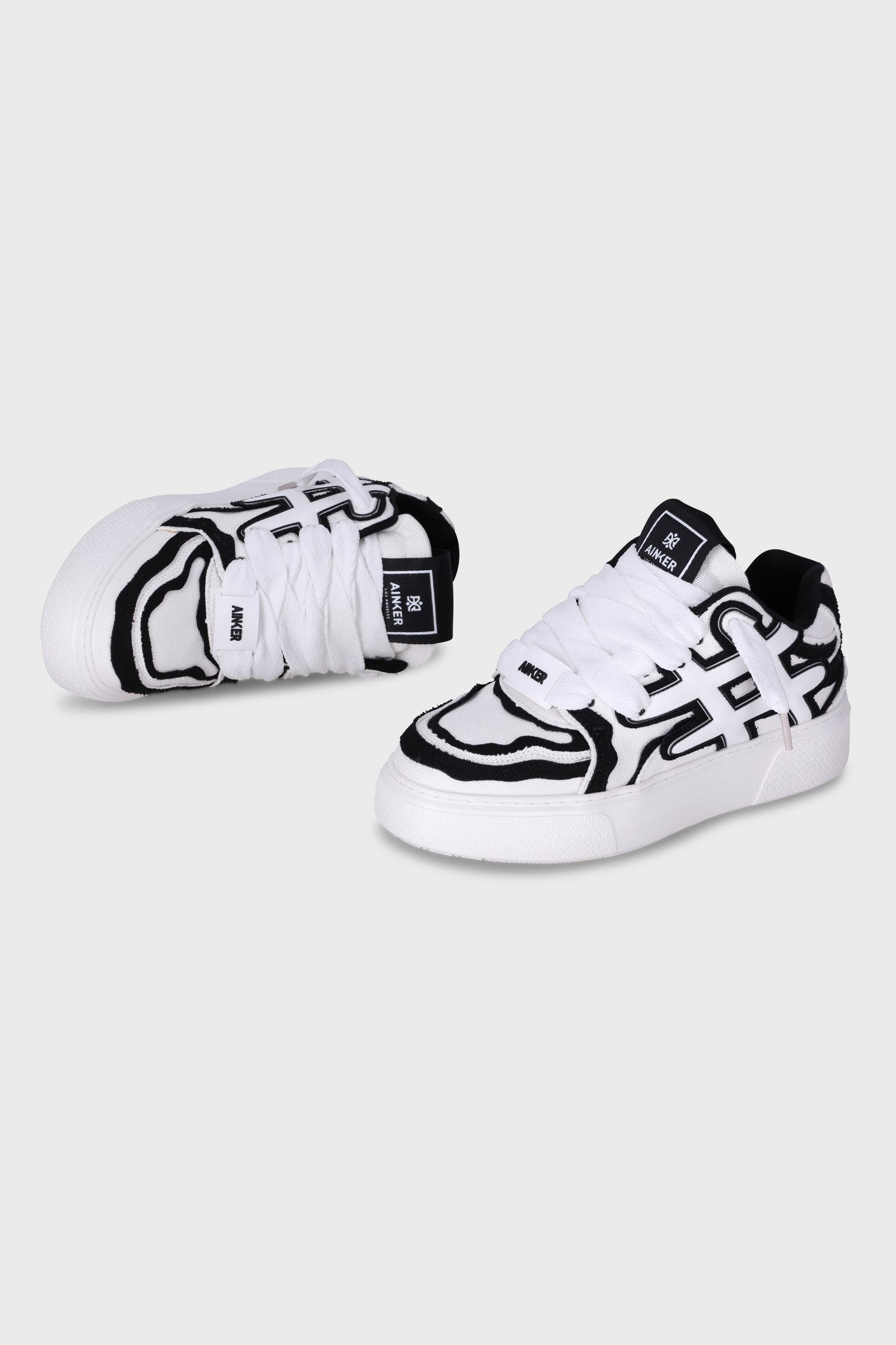 Backdoor Canvas White/Black