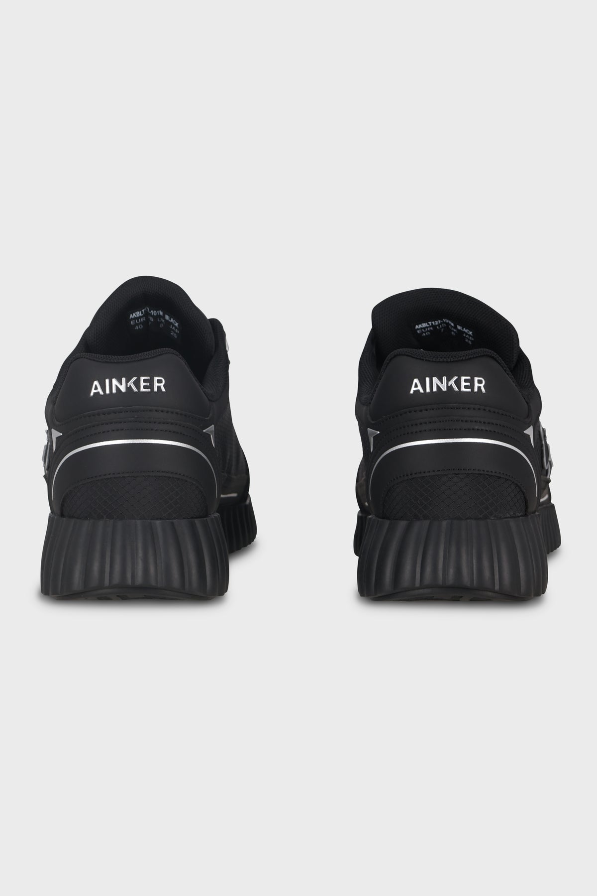 Bolt 963 All Black