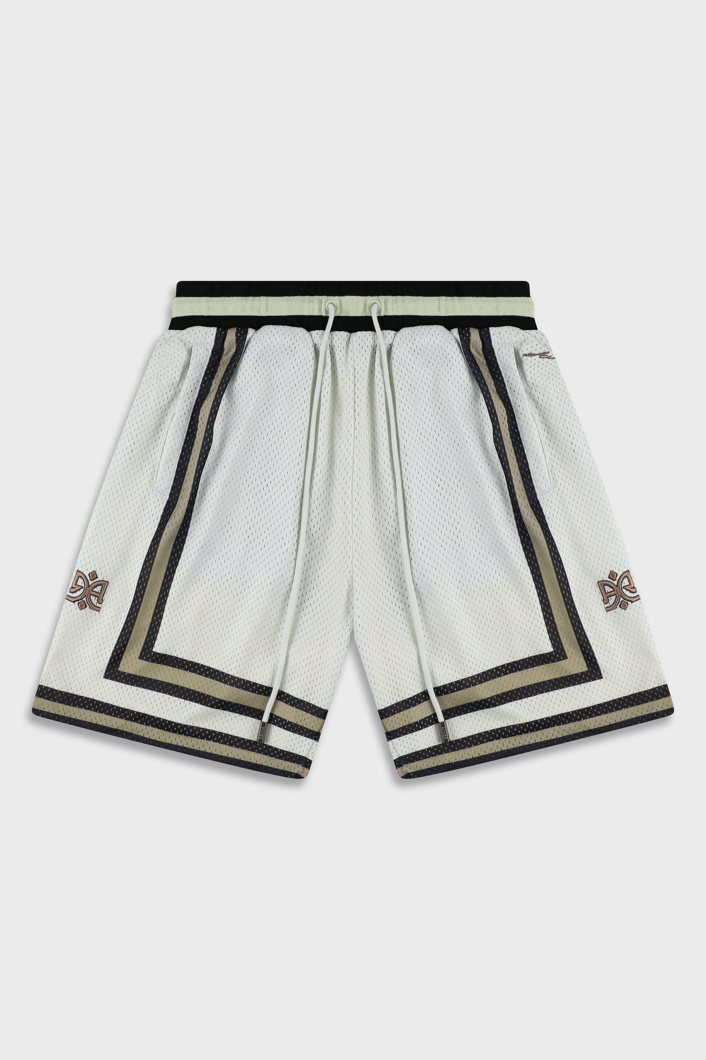 BB 712 Off-White Short Pant