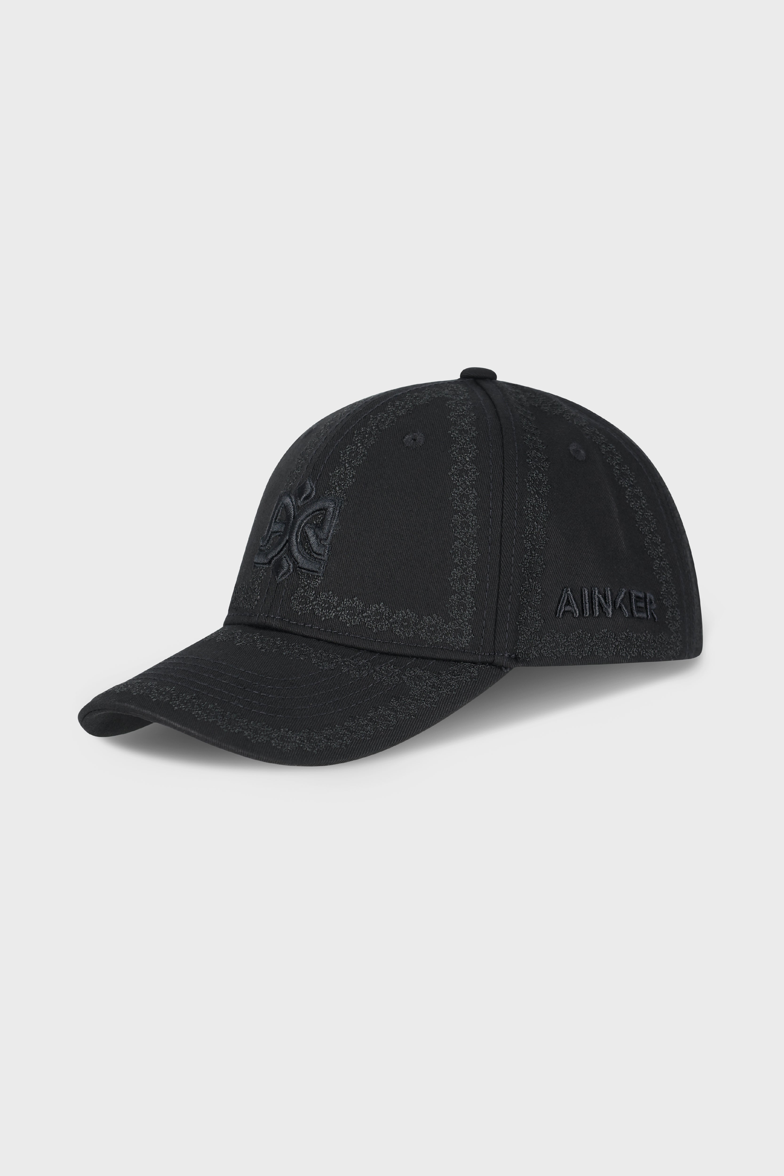685 Black Hat