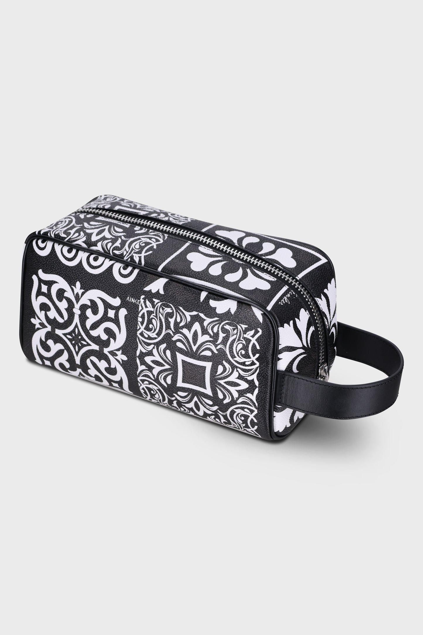 Black/White 866 Studio Pouch Bag