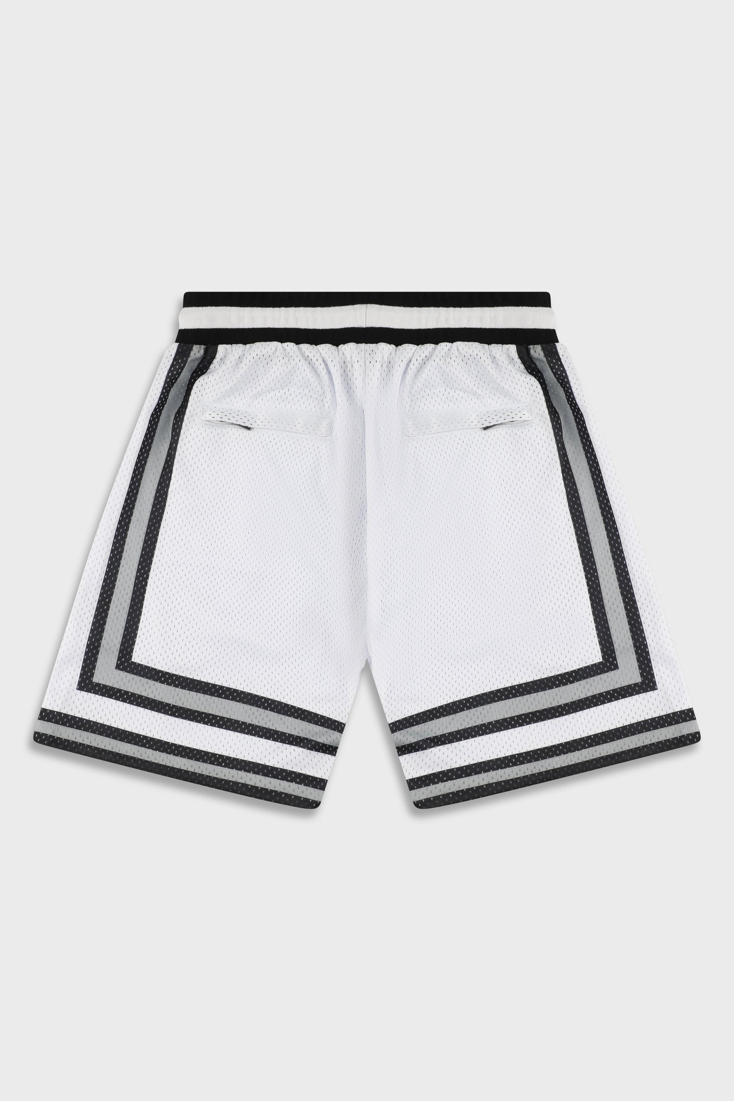 BB 712 White/Gray Short Pant