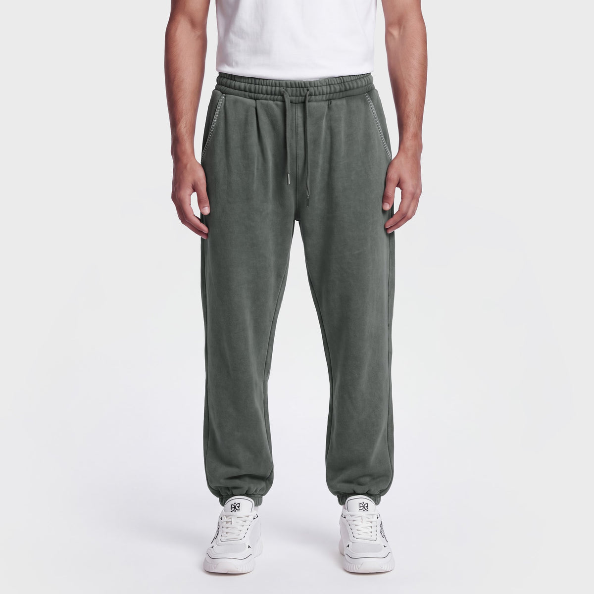 1117 Gray Pant - on model