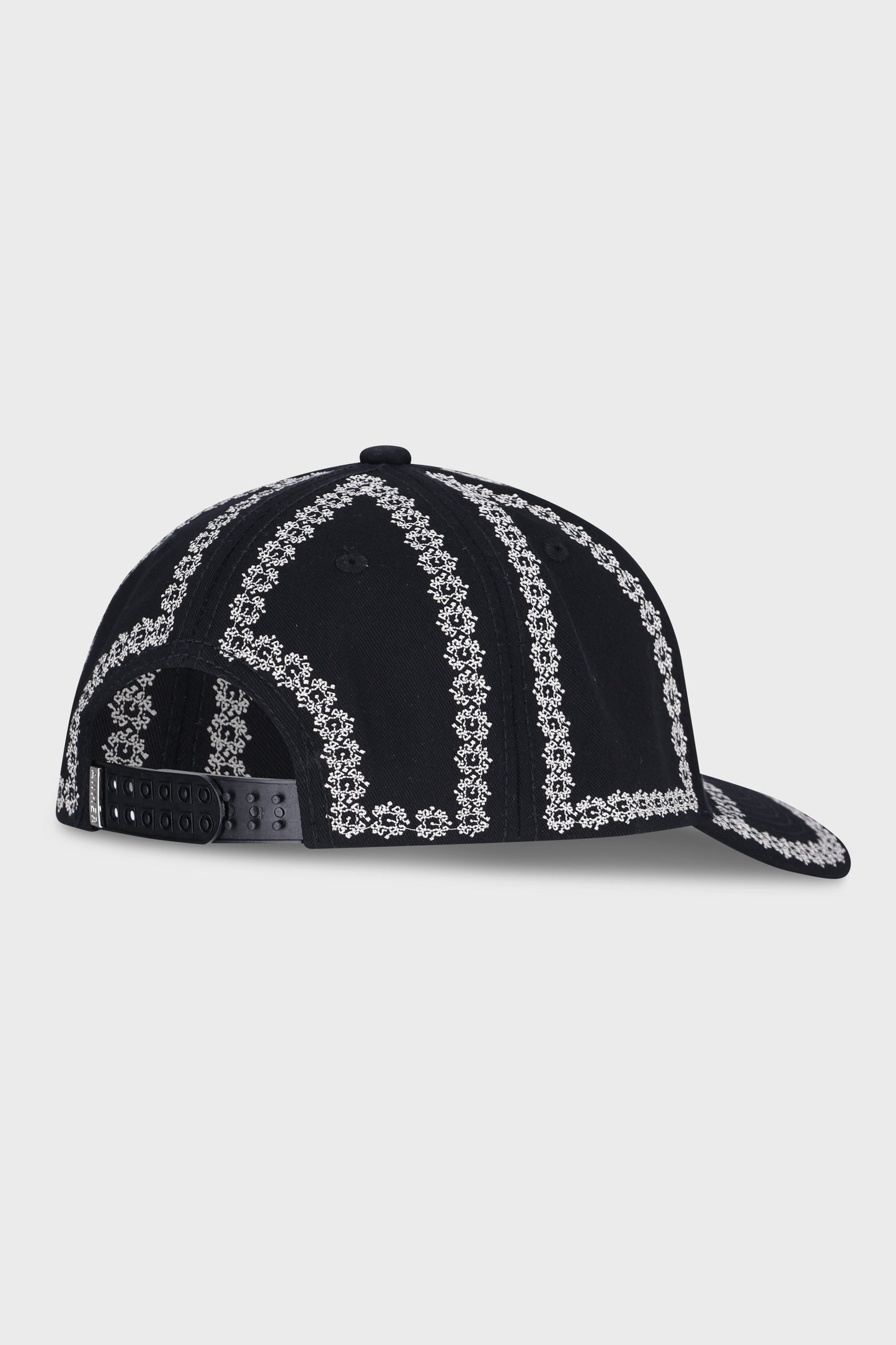 850 Black/White Hat