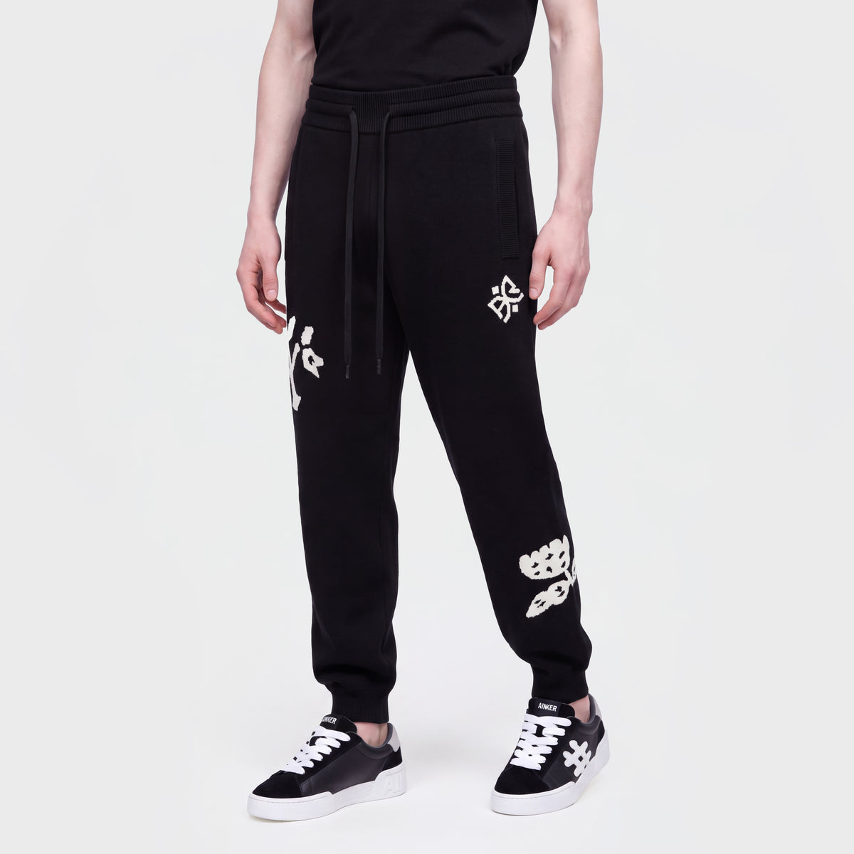 1127 Black Knit Pant