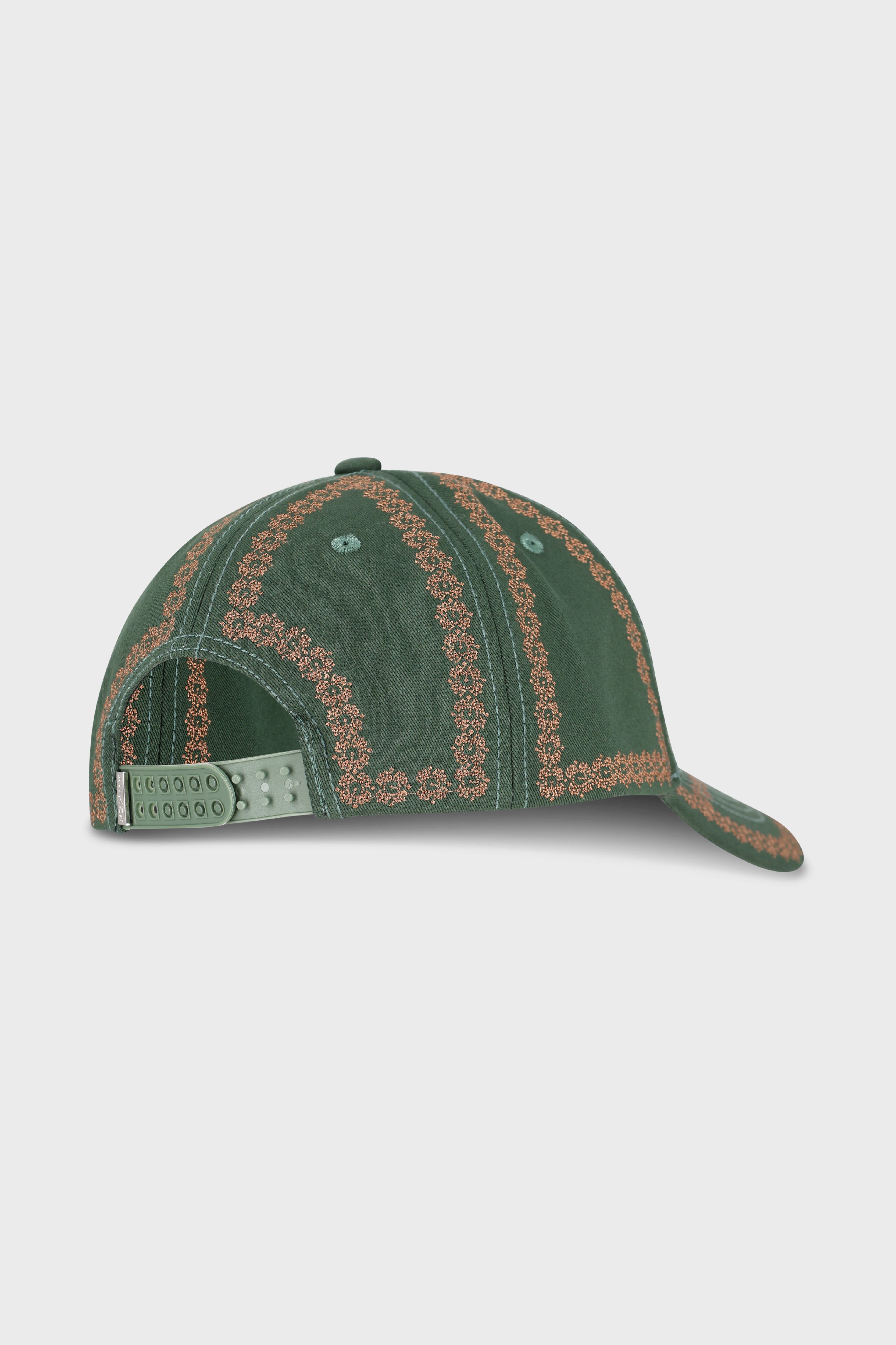 685 Green Hat