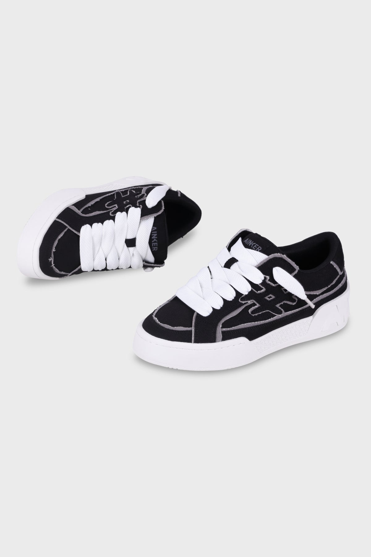 Skate Line Canvas Black