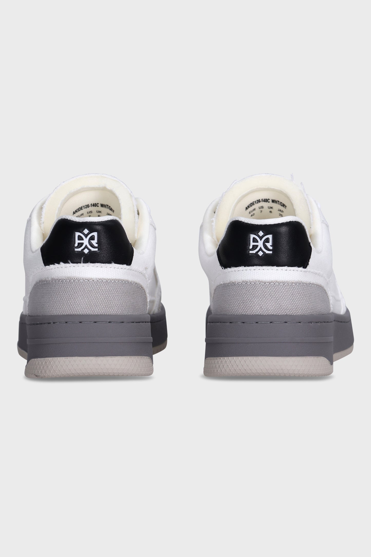 Slide Canvas White Gray