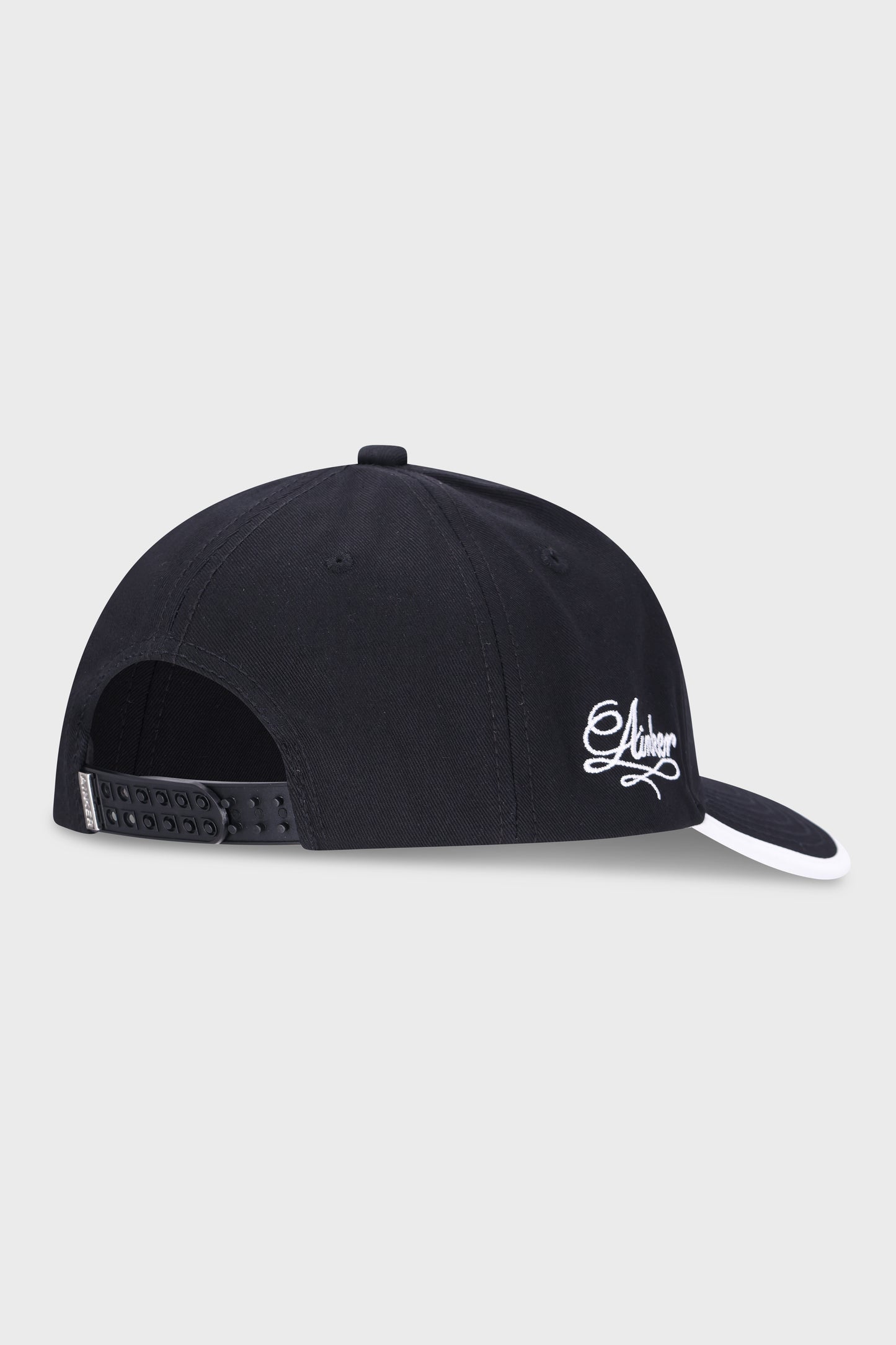 1090 Black And White Hat