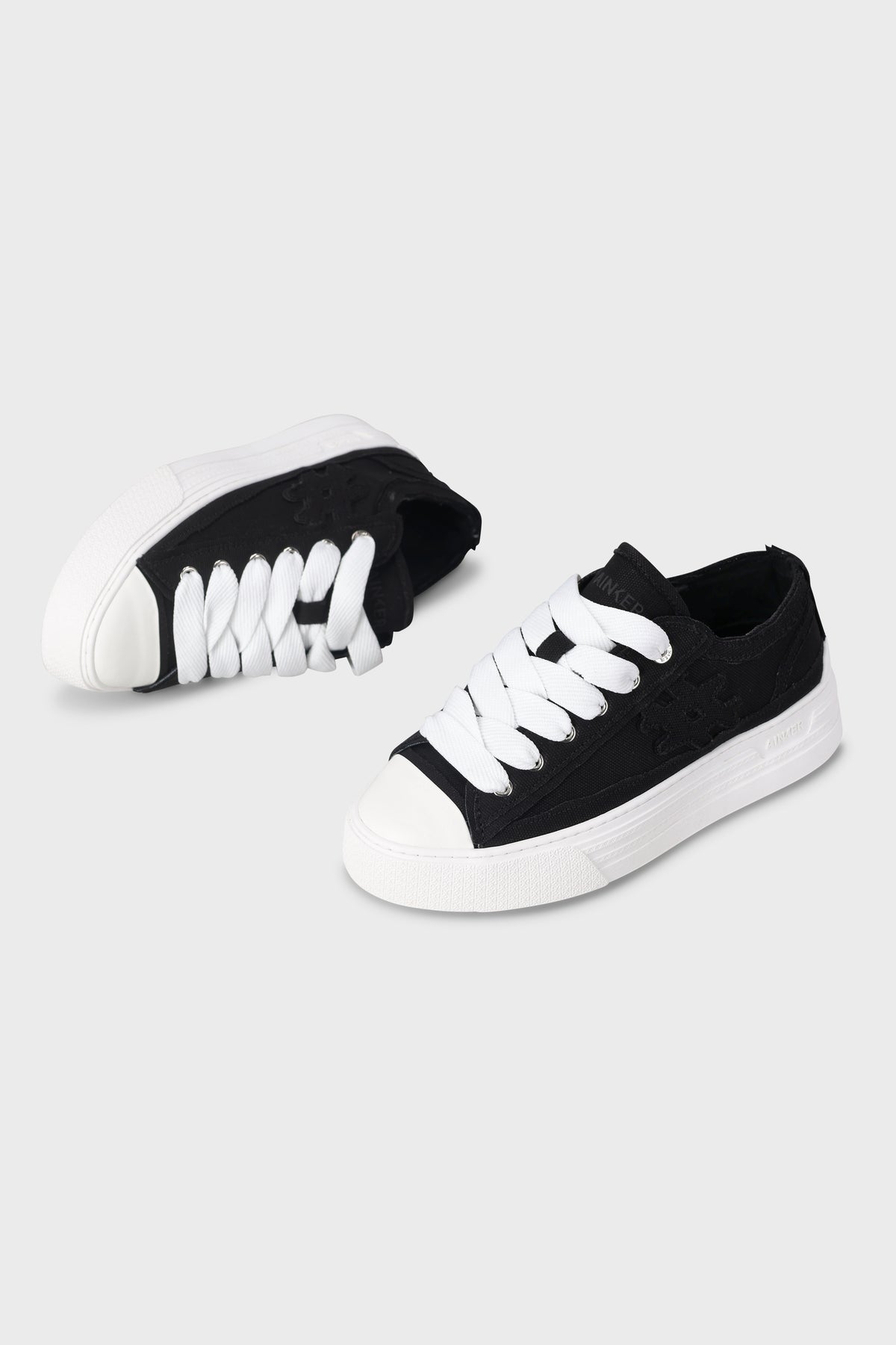 West Coast Canvas Black