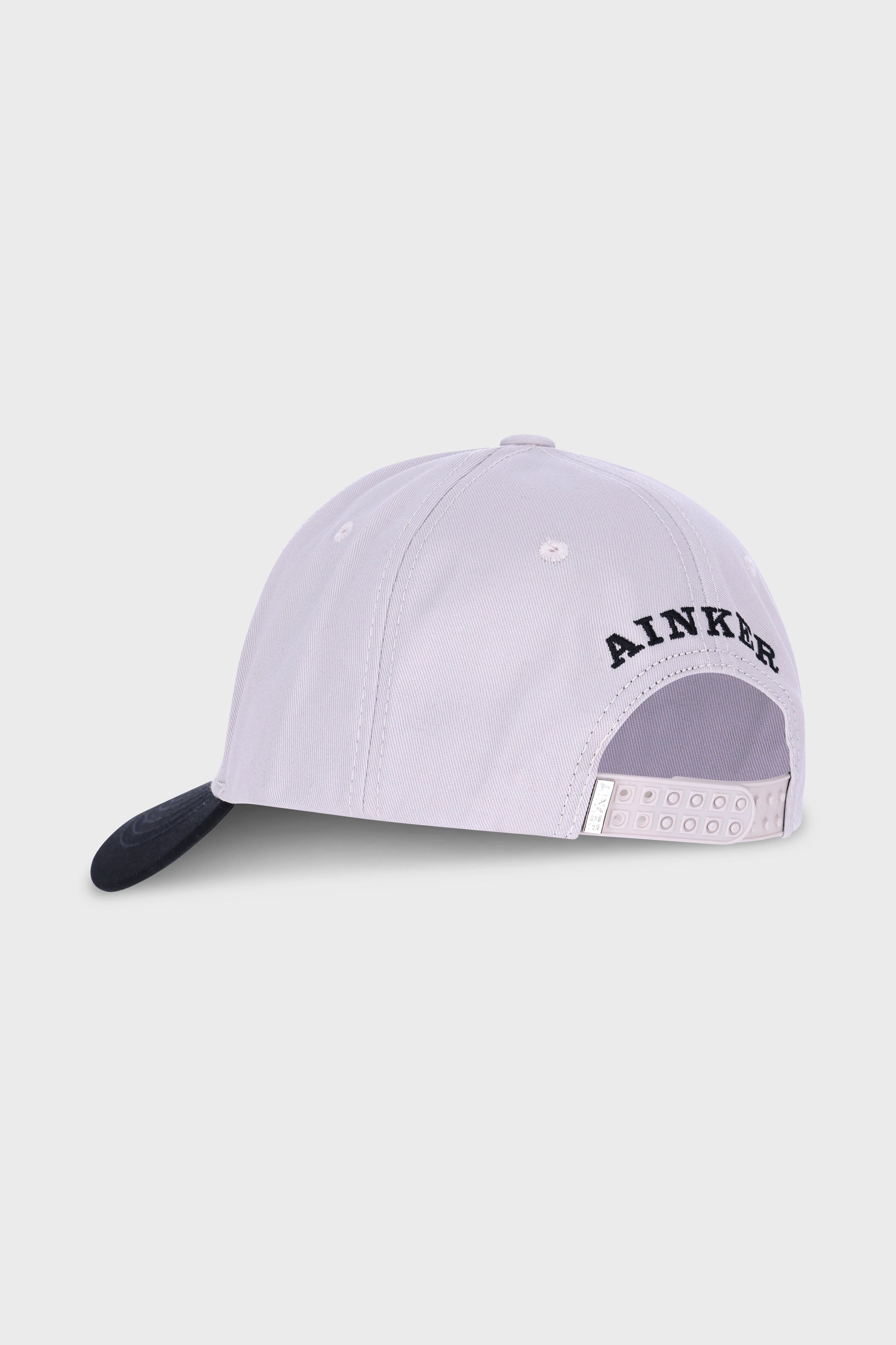 670 White Hat