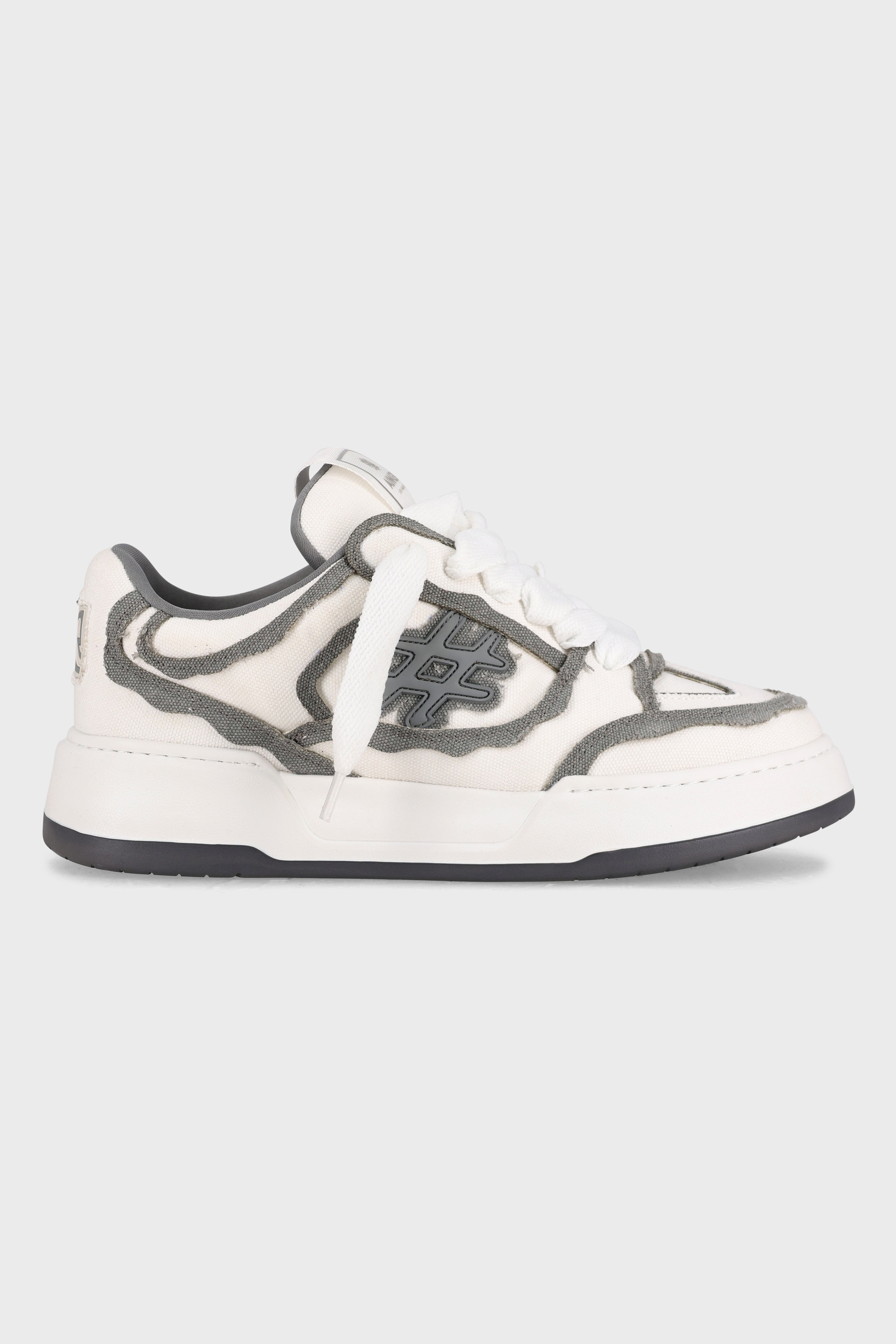 Shark Canvas White/Gray