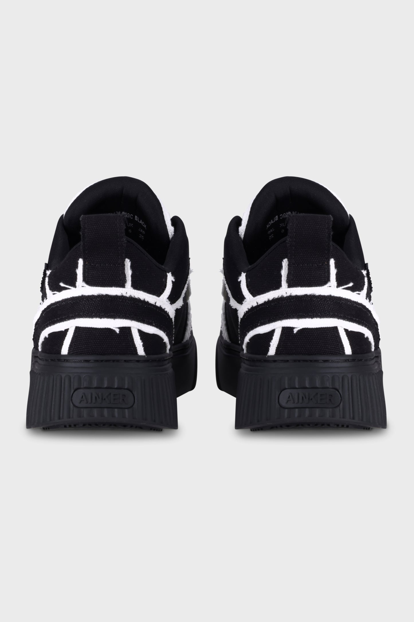 Star Line Canvas Black