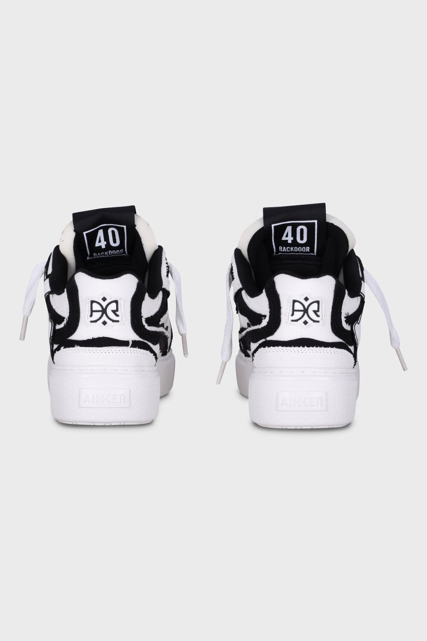 Backdoor Canvas White/Black