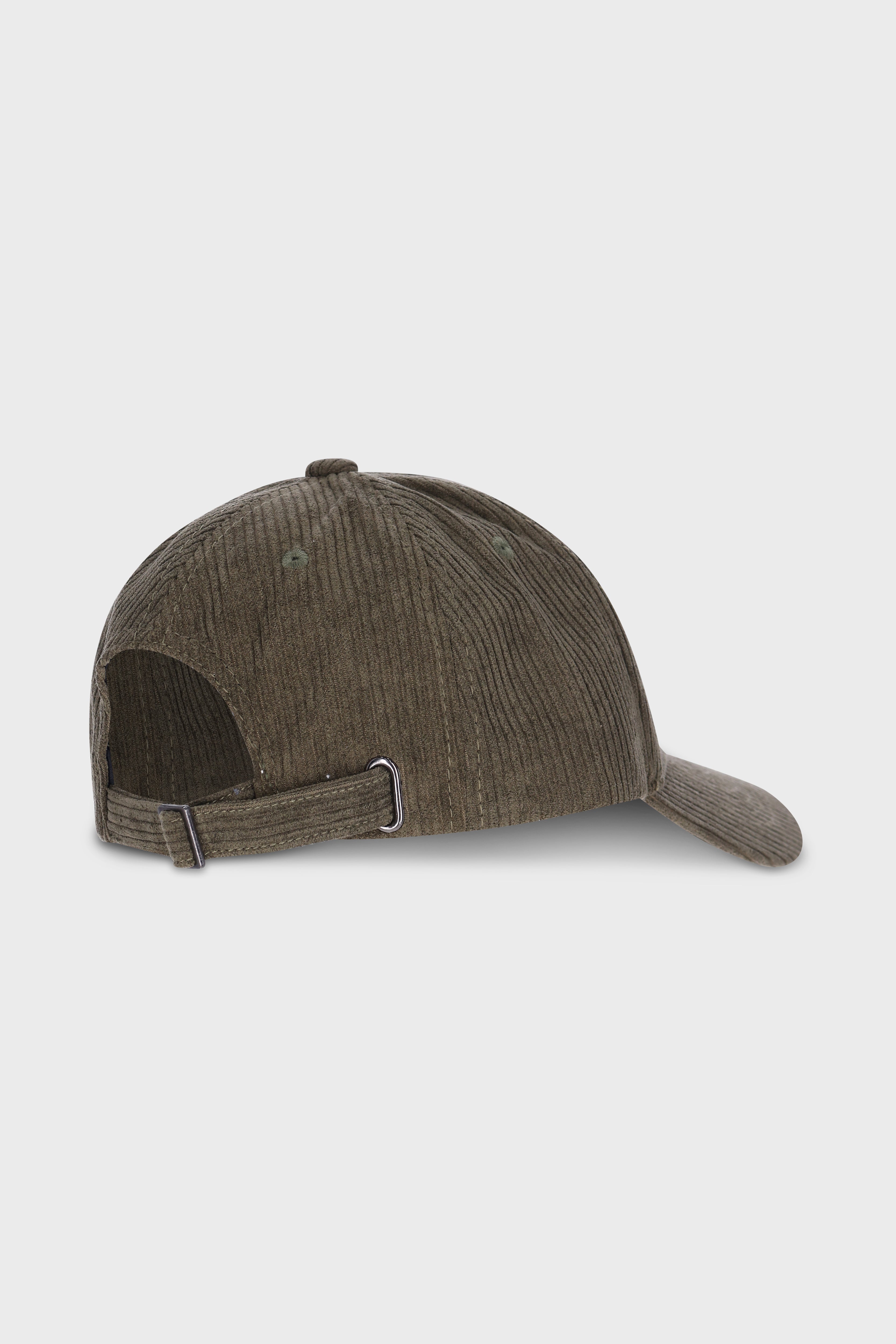 669 Green Hat