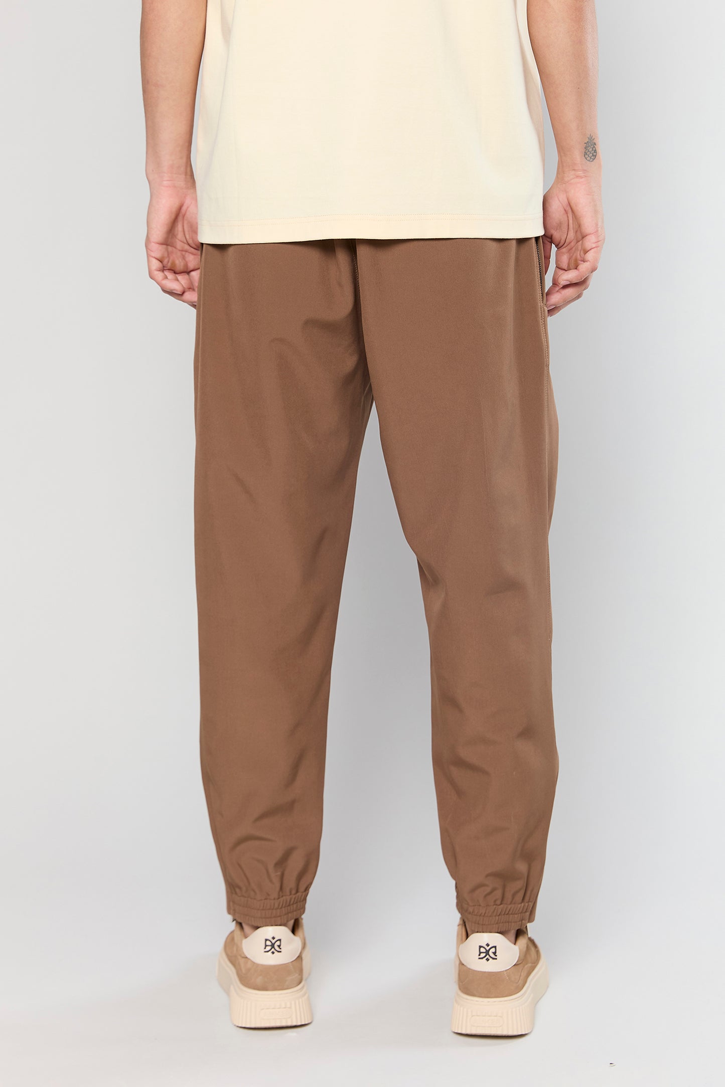 Jogger 831 Brown Pants