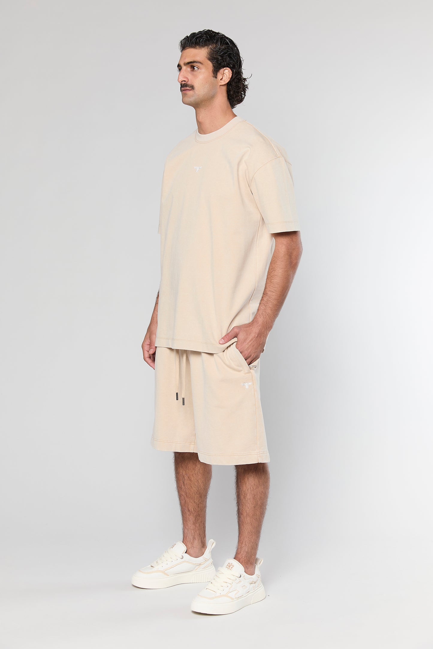 856 Beige Wash Short Pant