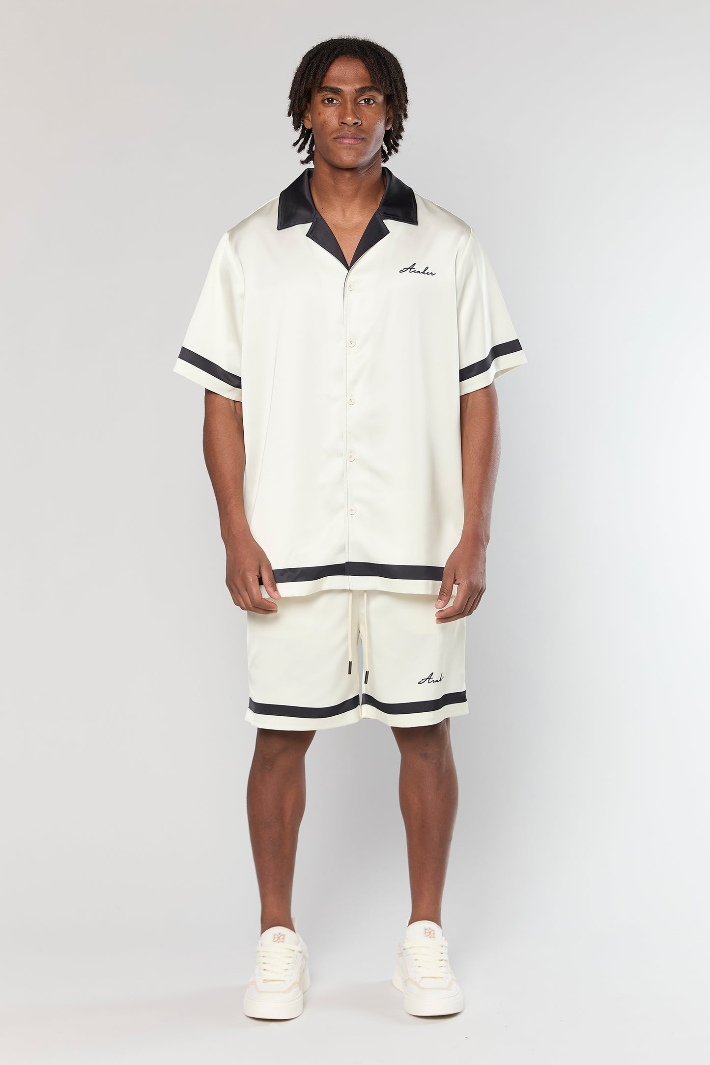 Satin 841 White Short