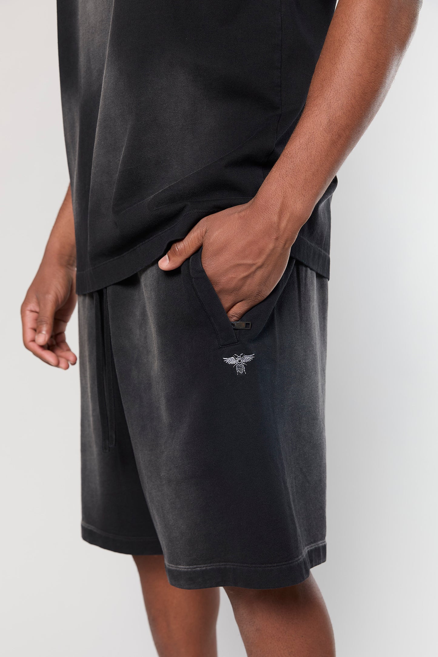 856 Black Wash Short Pant