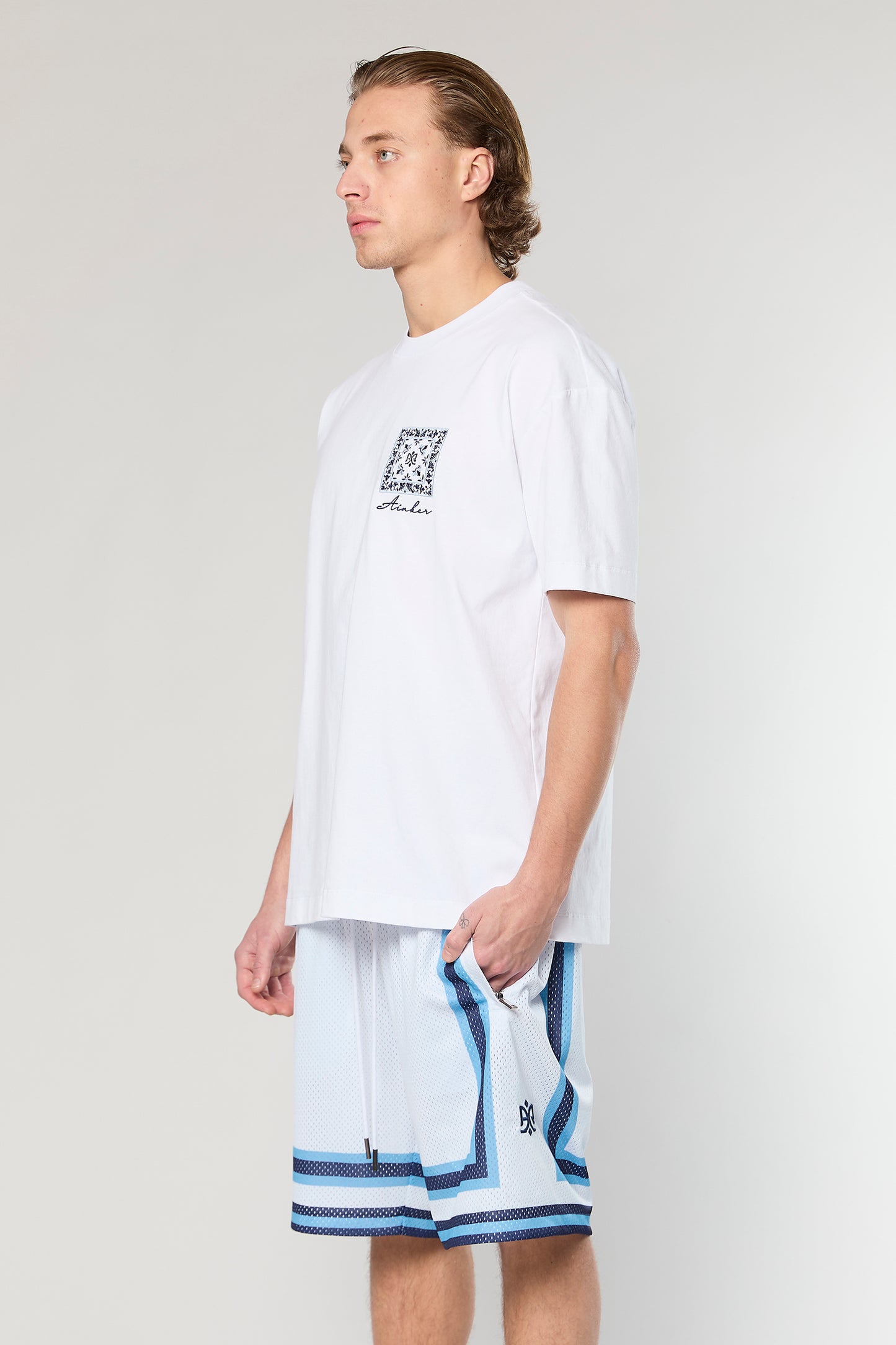 BB 712 White/Blue Short Pant