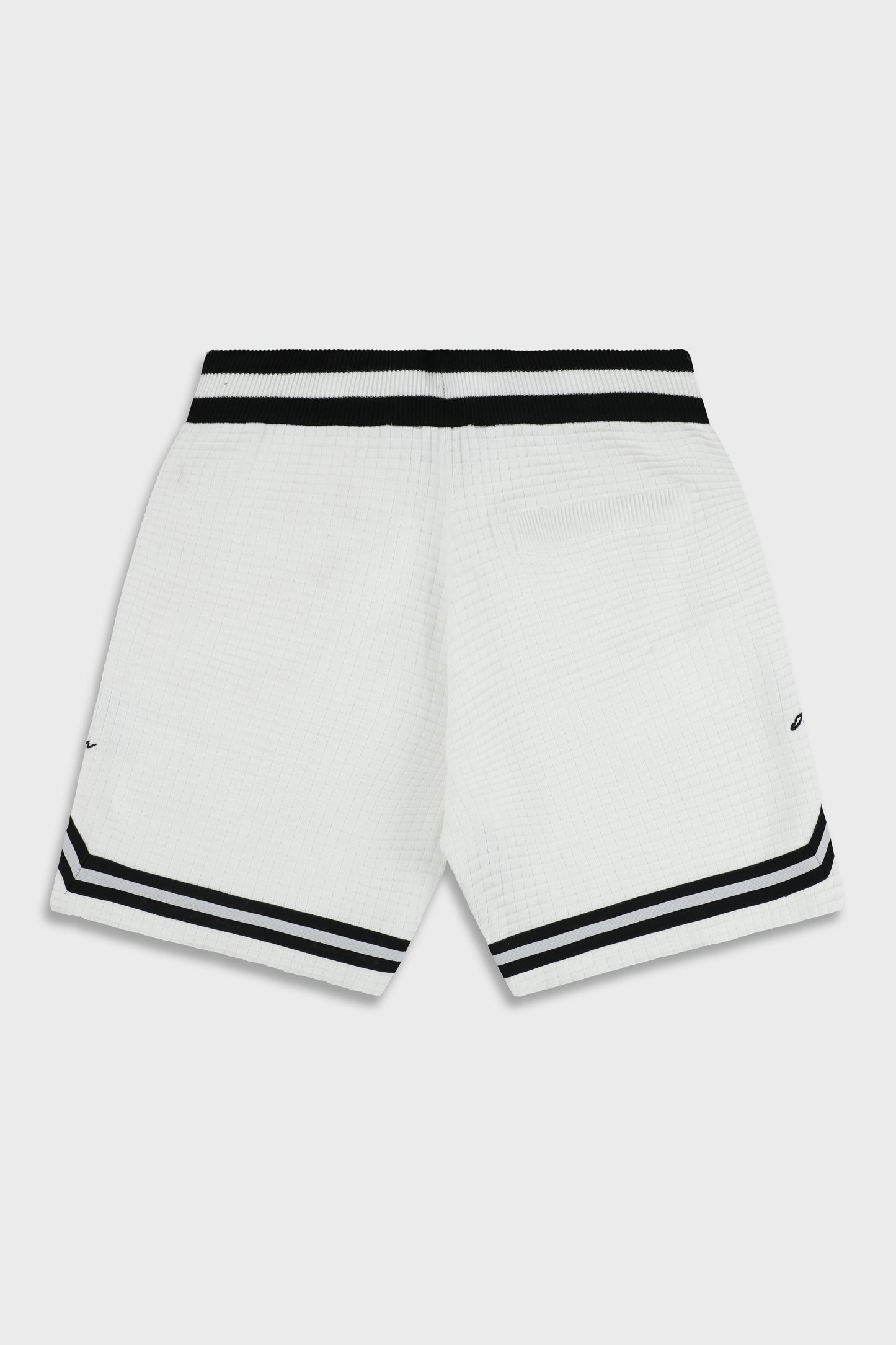 821 Waffle White Short Pant