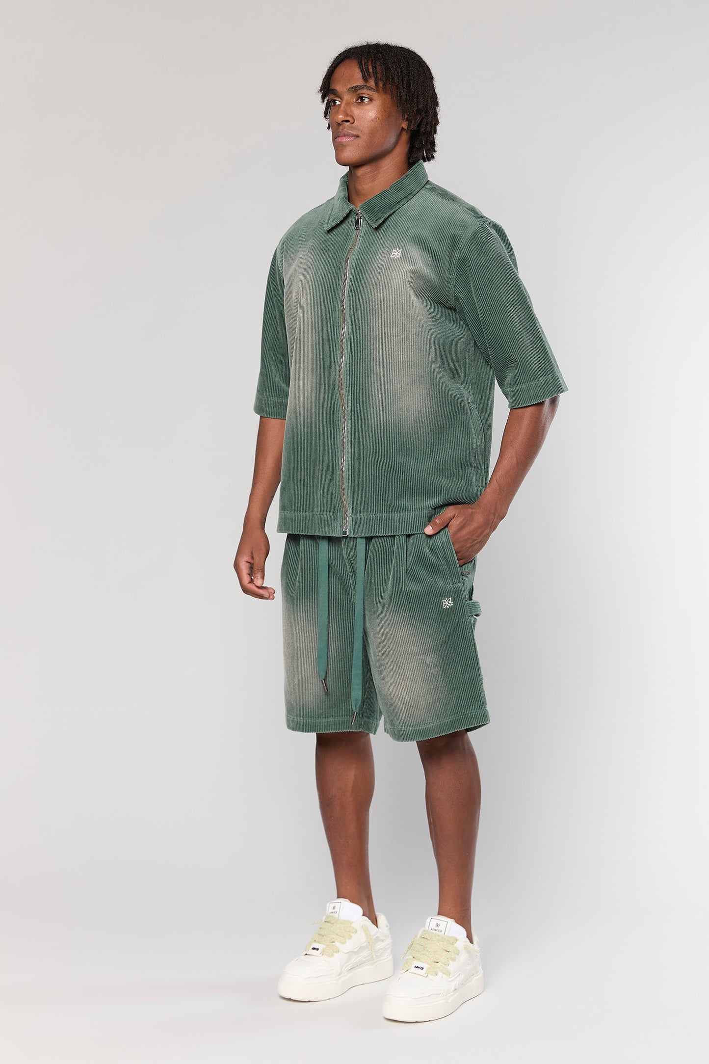 Wash Corduroy 708 Olive Short