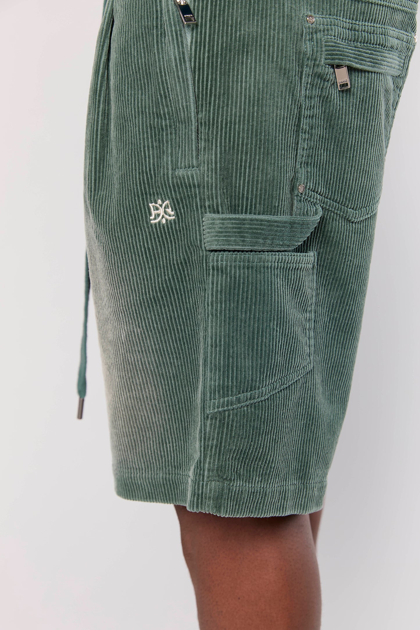 Wash Corduroy 708 Olive Short