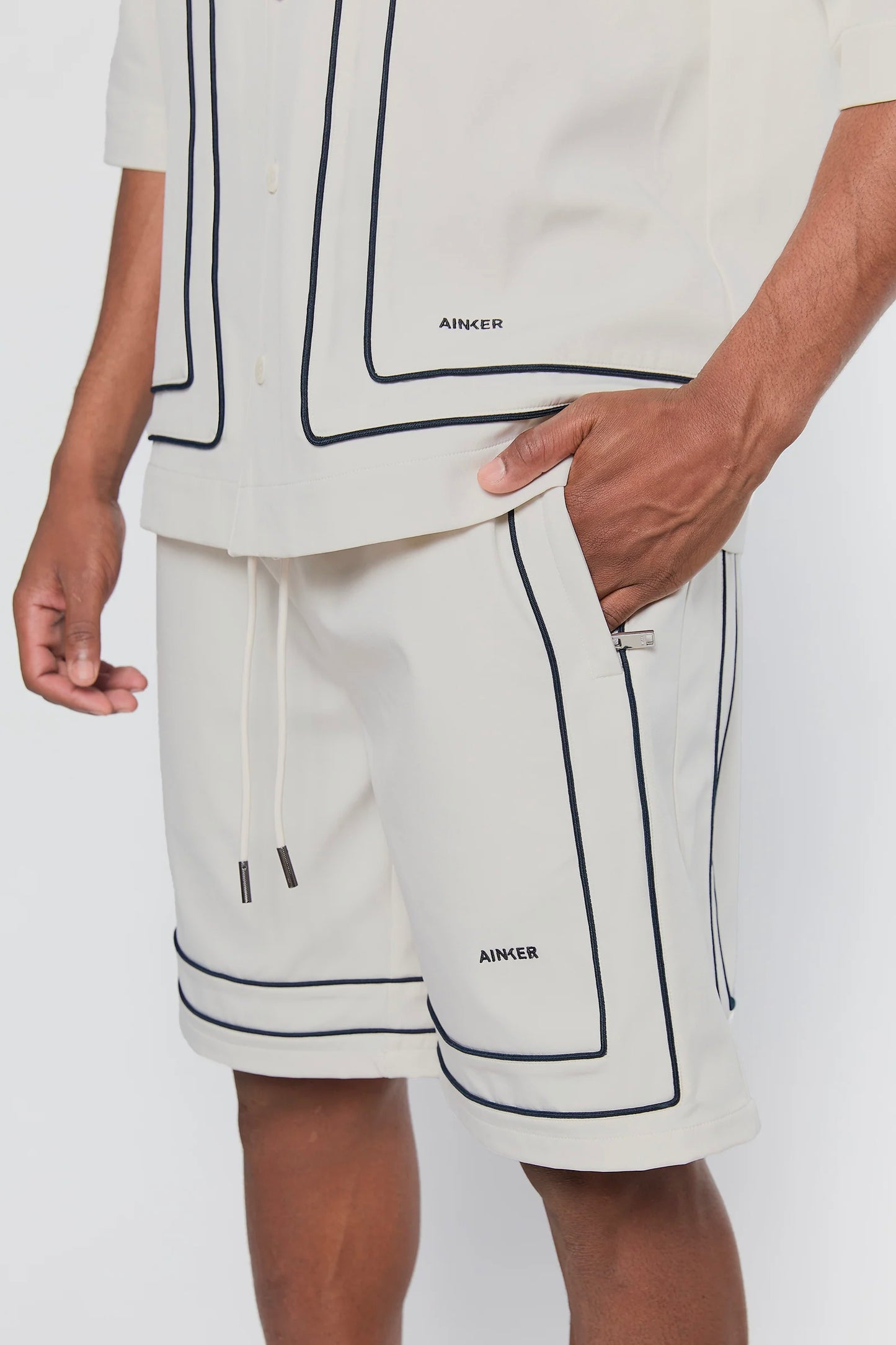 Tech 801 Off-White Short