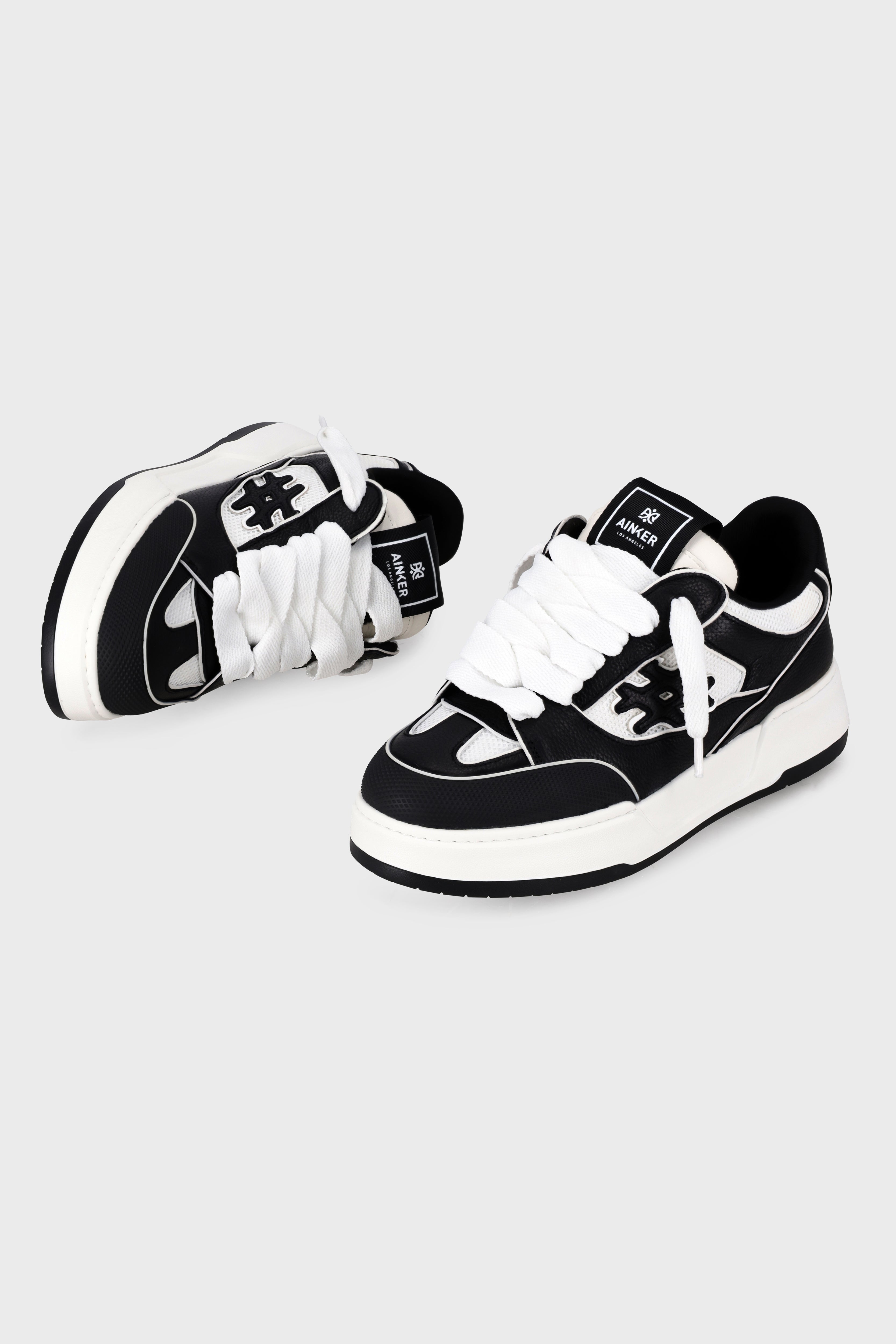 Shark Leather Black/White