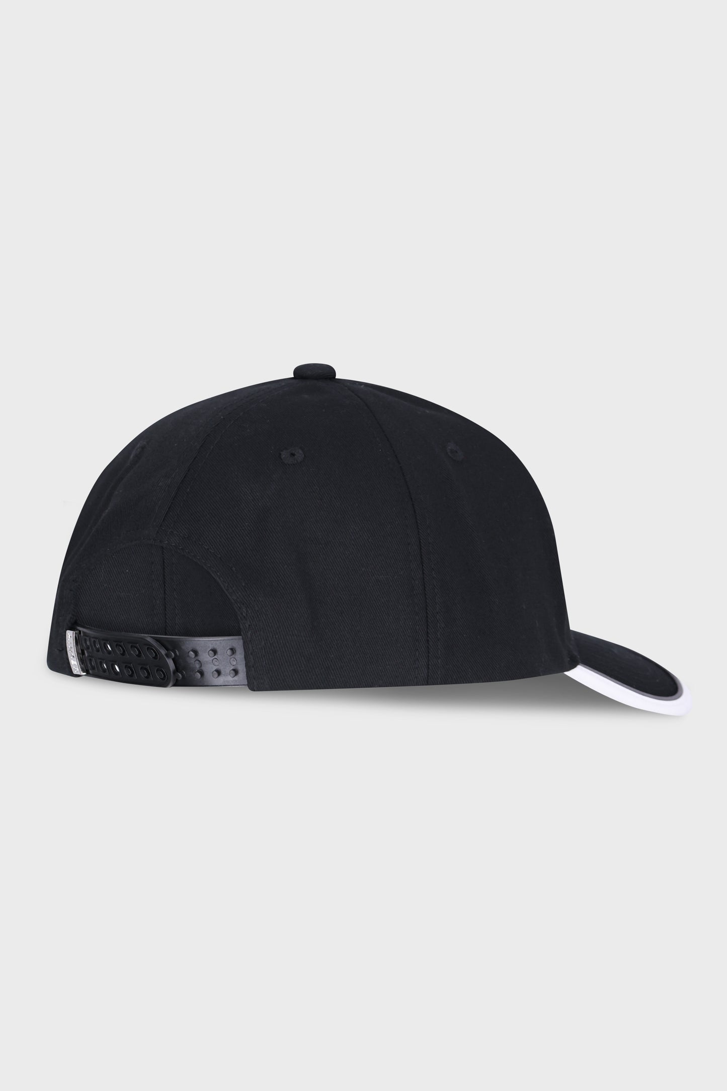 874 Black/White Hat