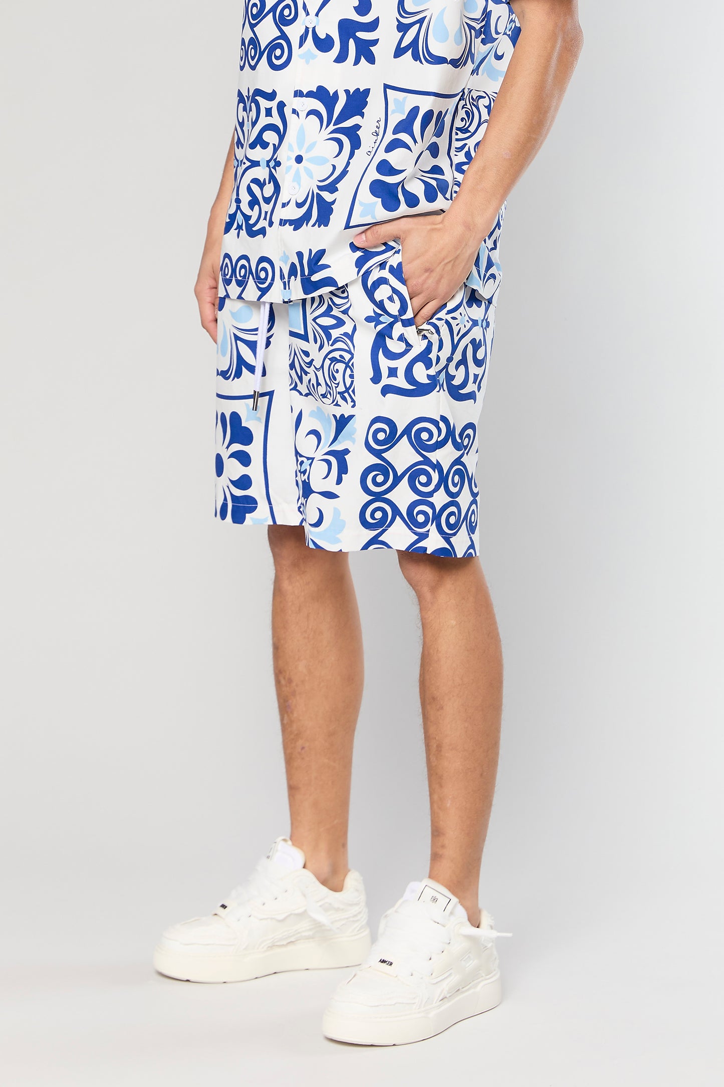 Cotton Poplin 840 Blue Short