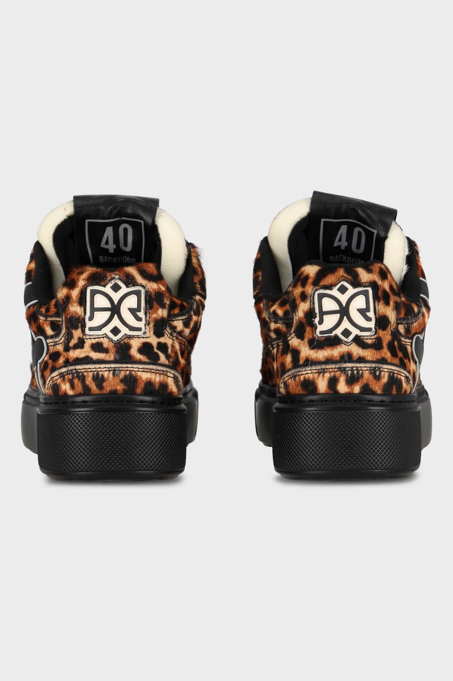 Backdoor Animals Brown