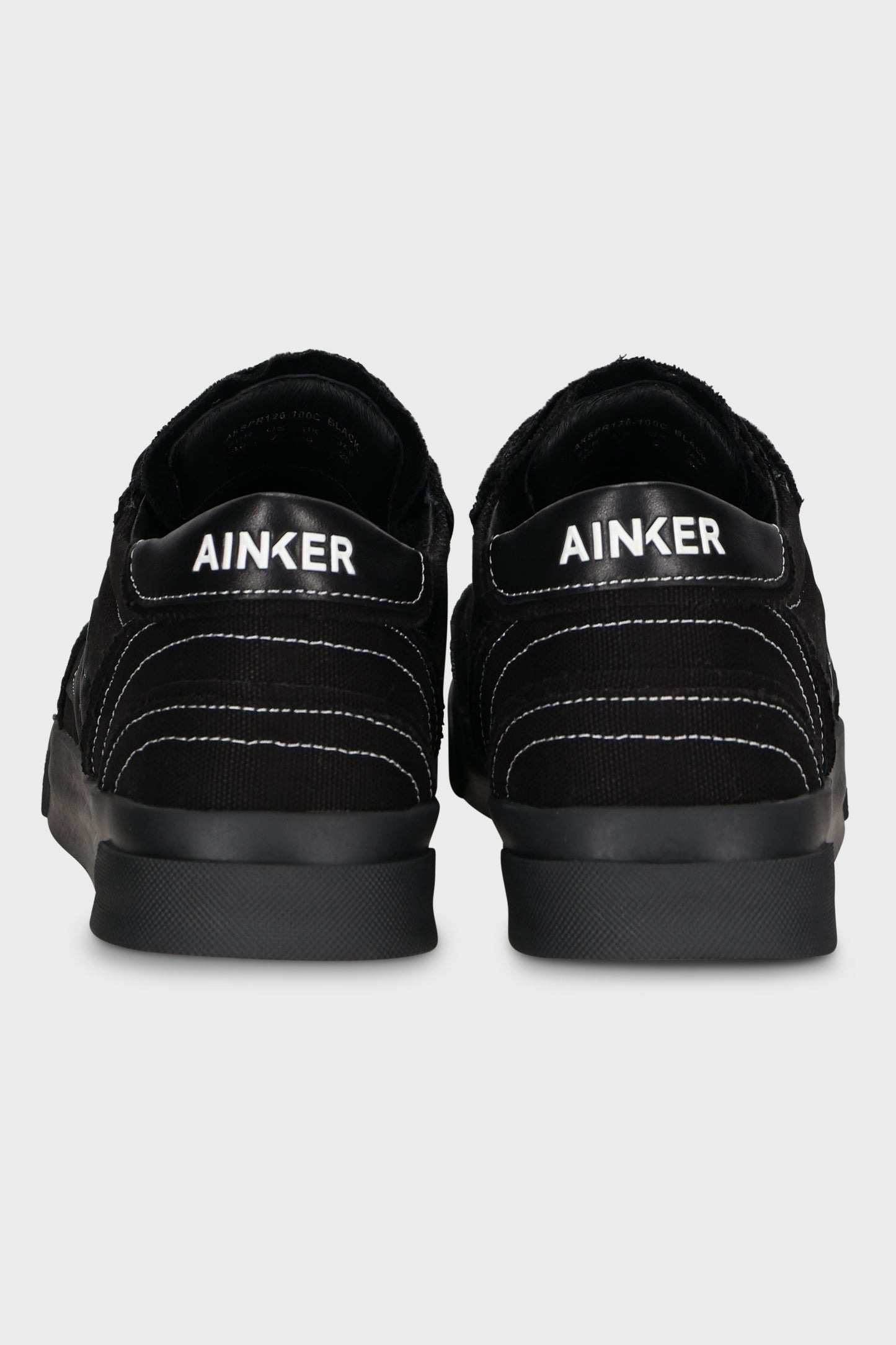 Super Star Canvas Black