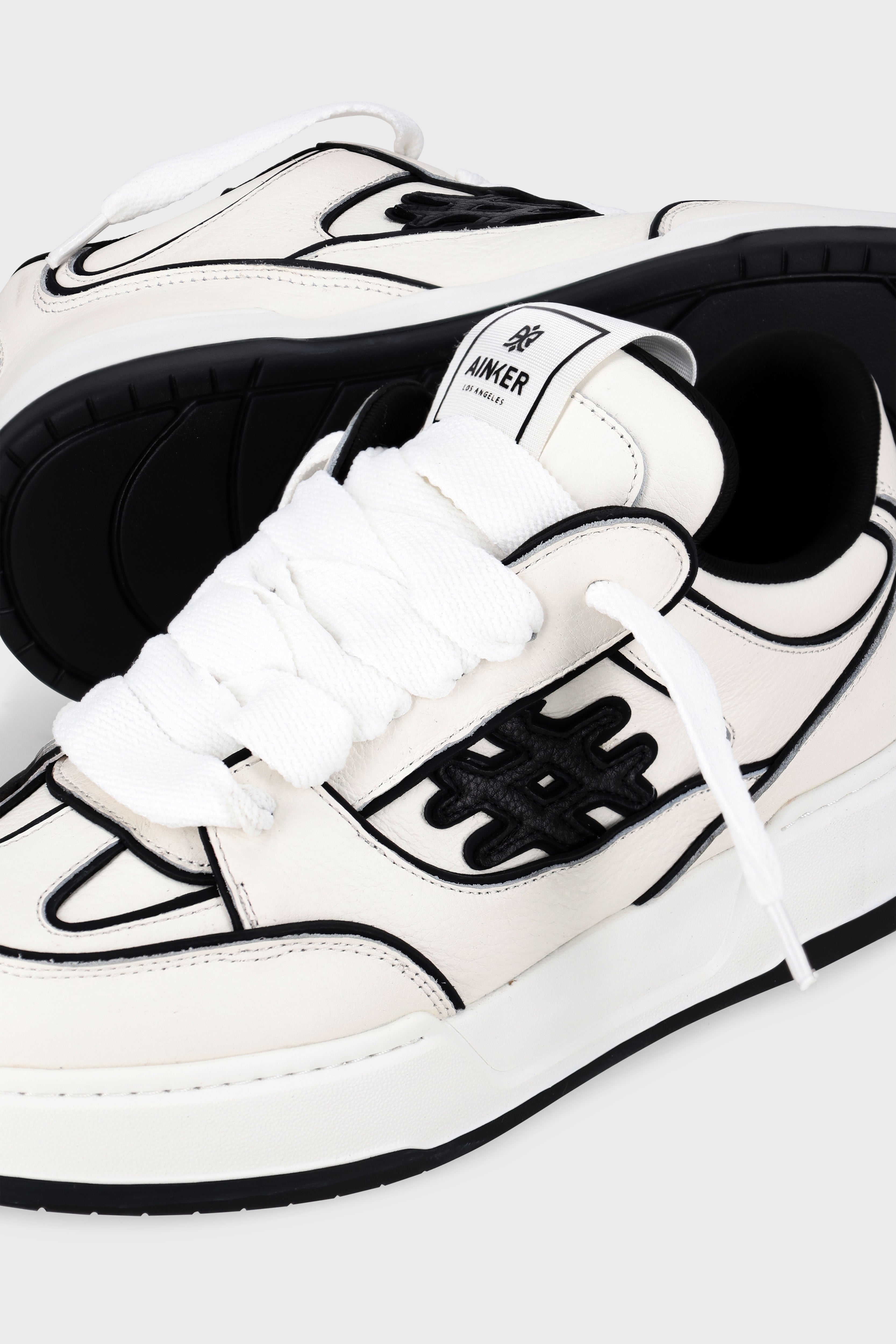 Shark Leather White