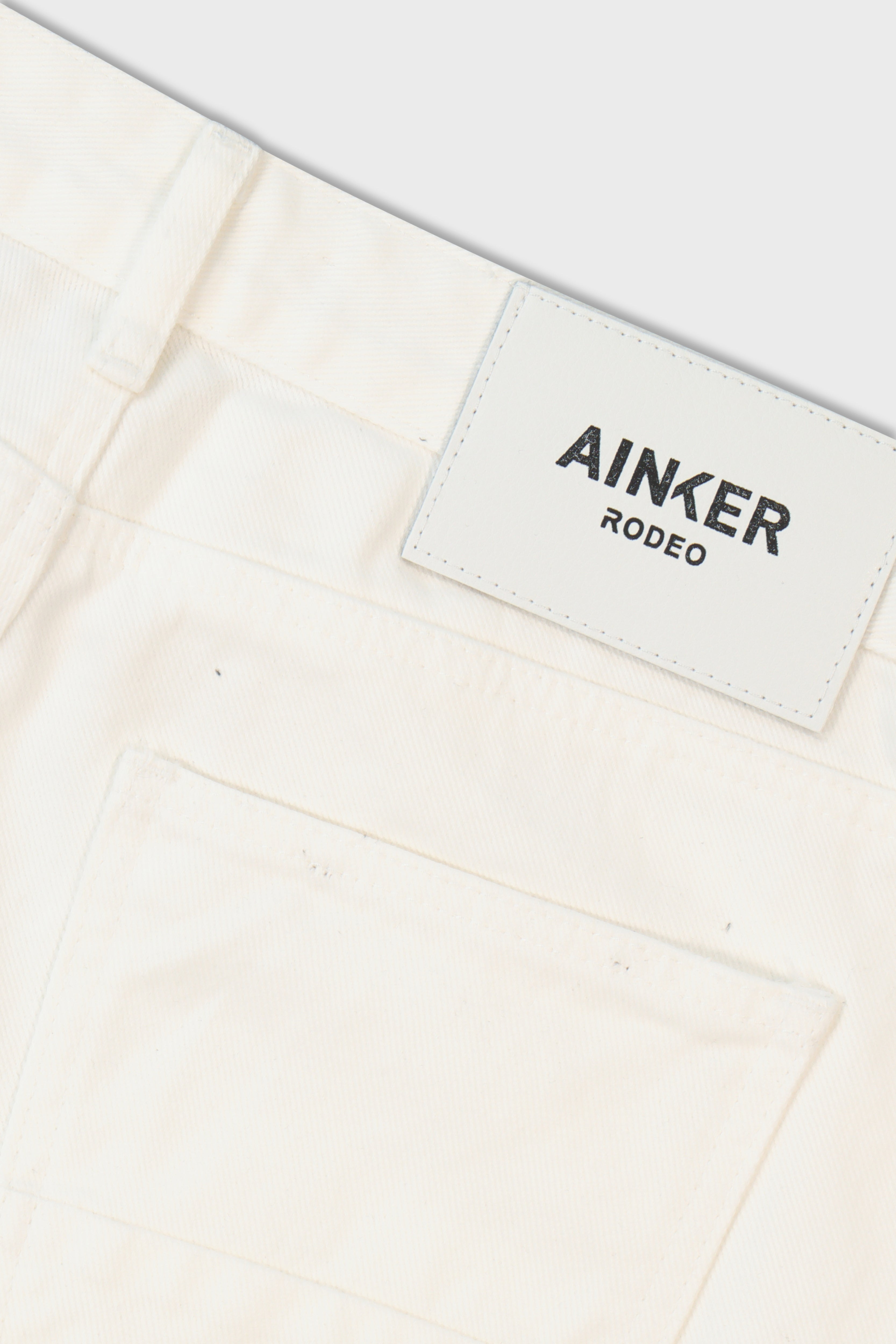 Rodeo White 380 Regular Fit Jeans