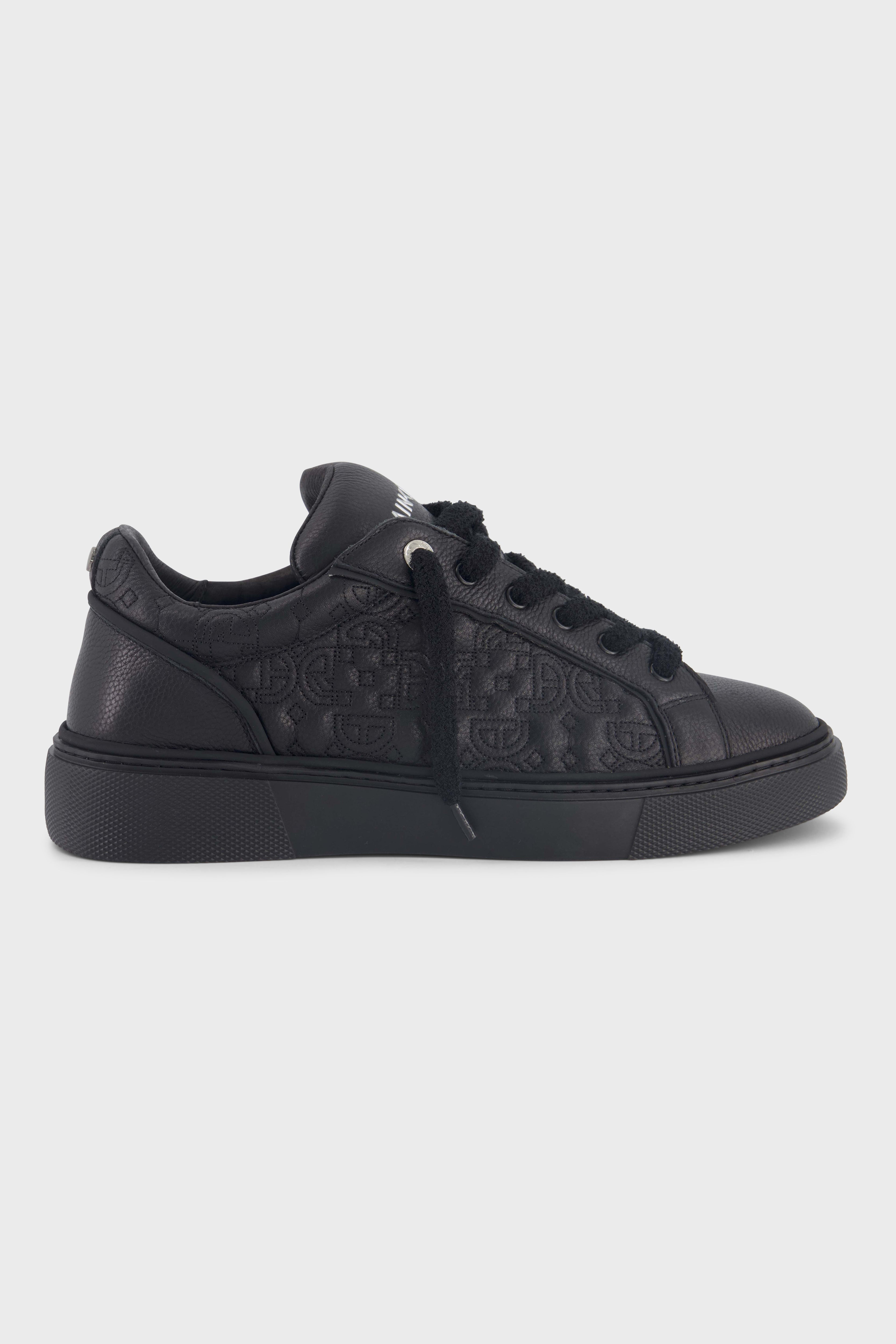 Pivot Black Leather