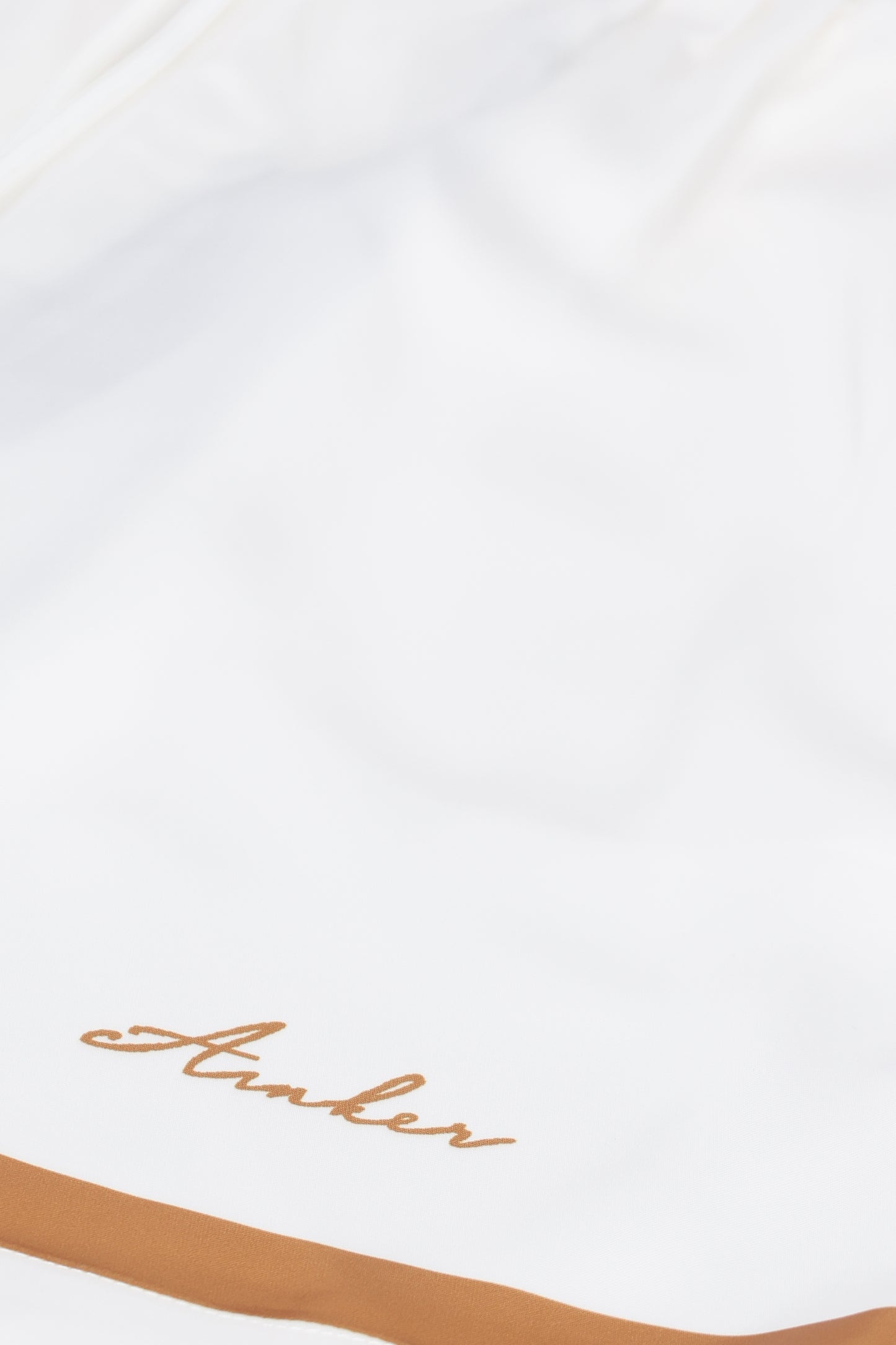 Satin 841 White/Orange Short