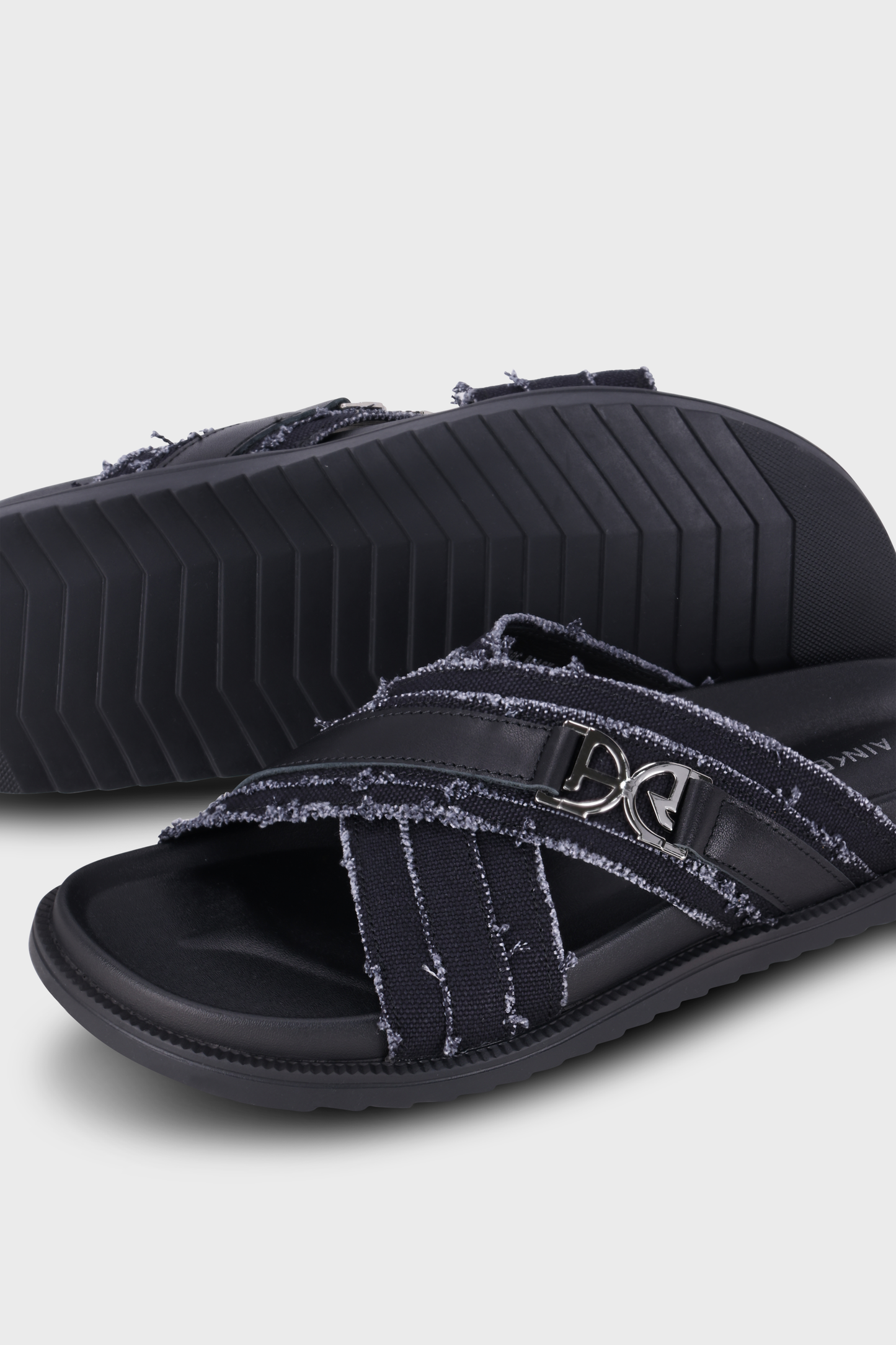 Cross Jeans