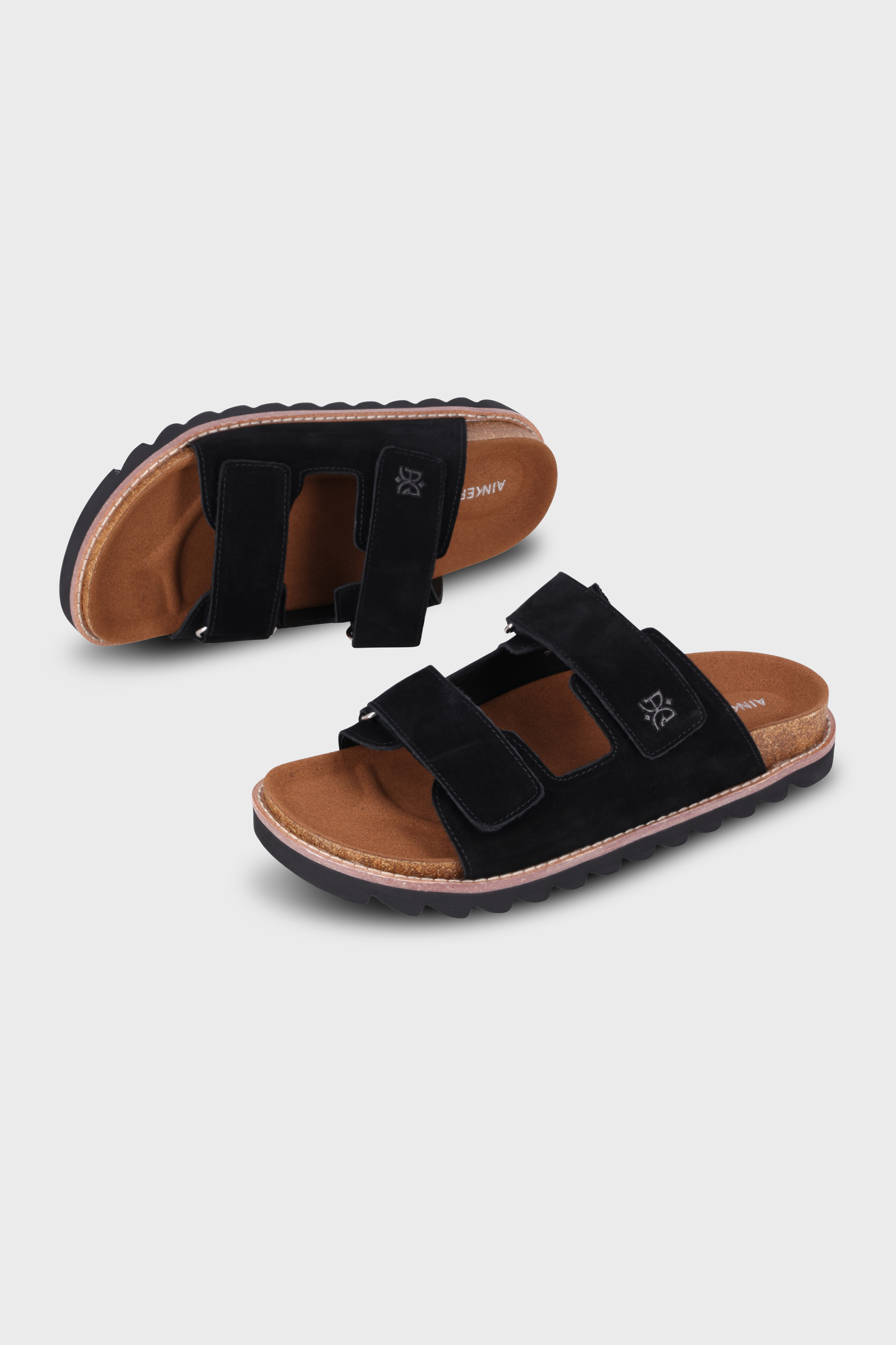 Velo Suede Black