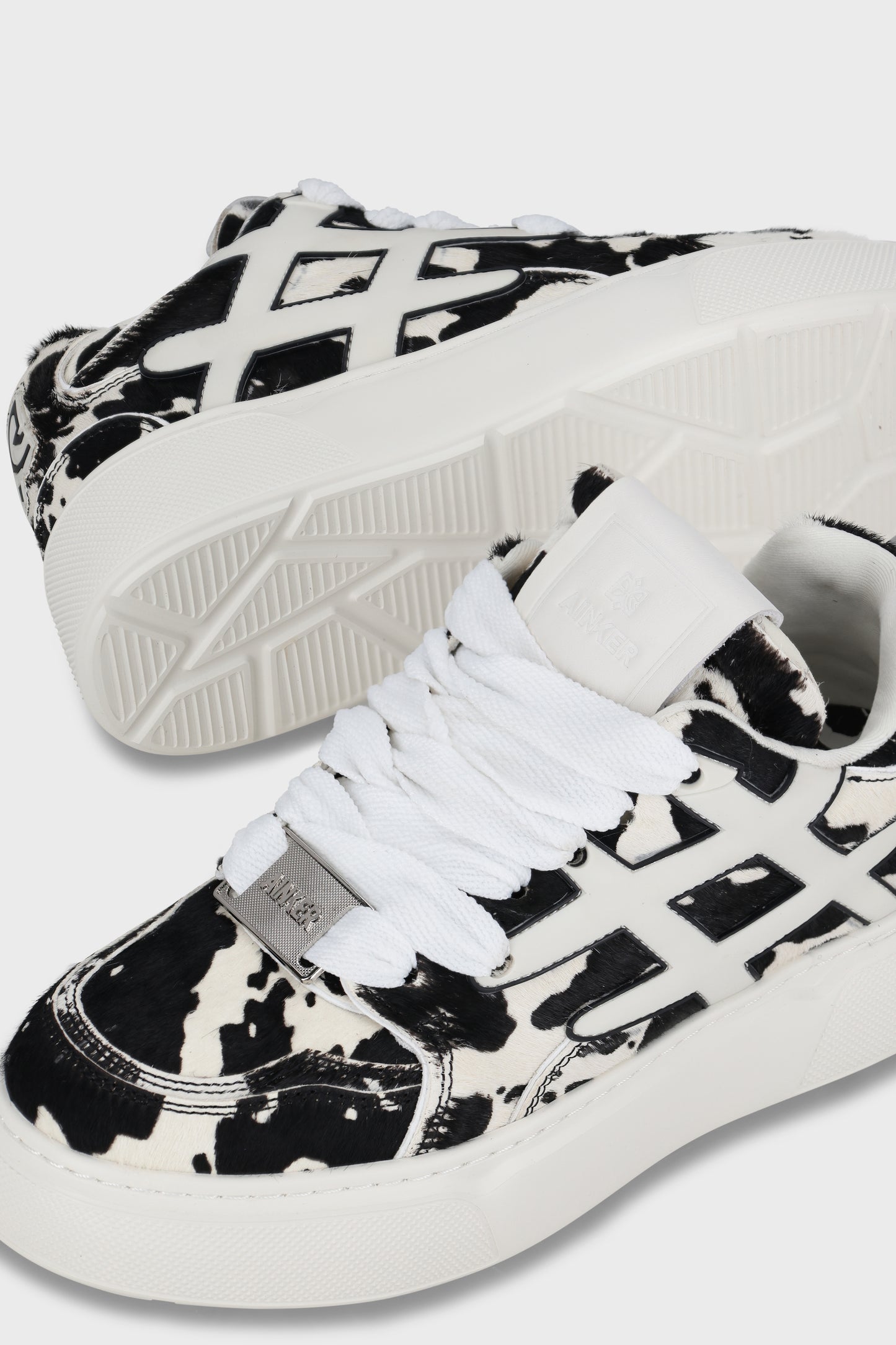 Backdoor Animals White