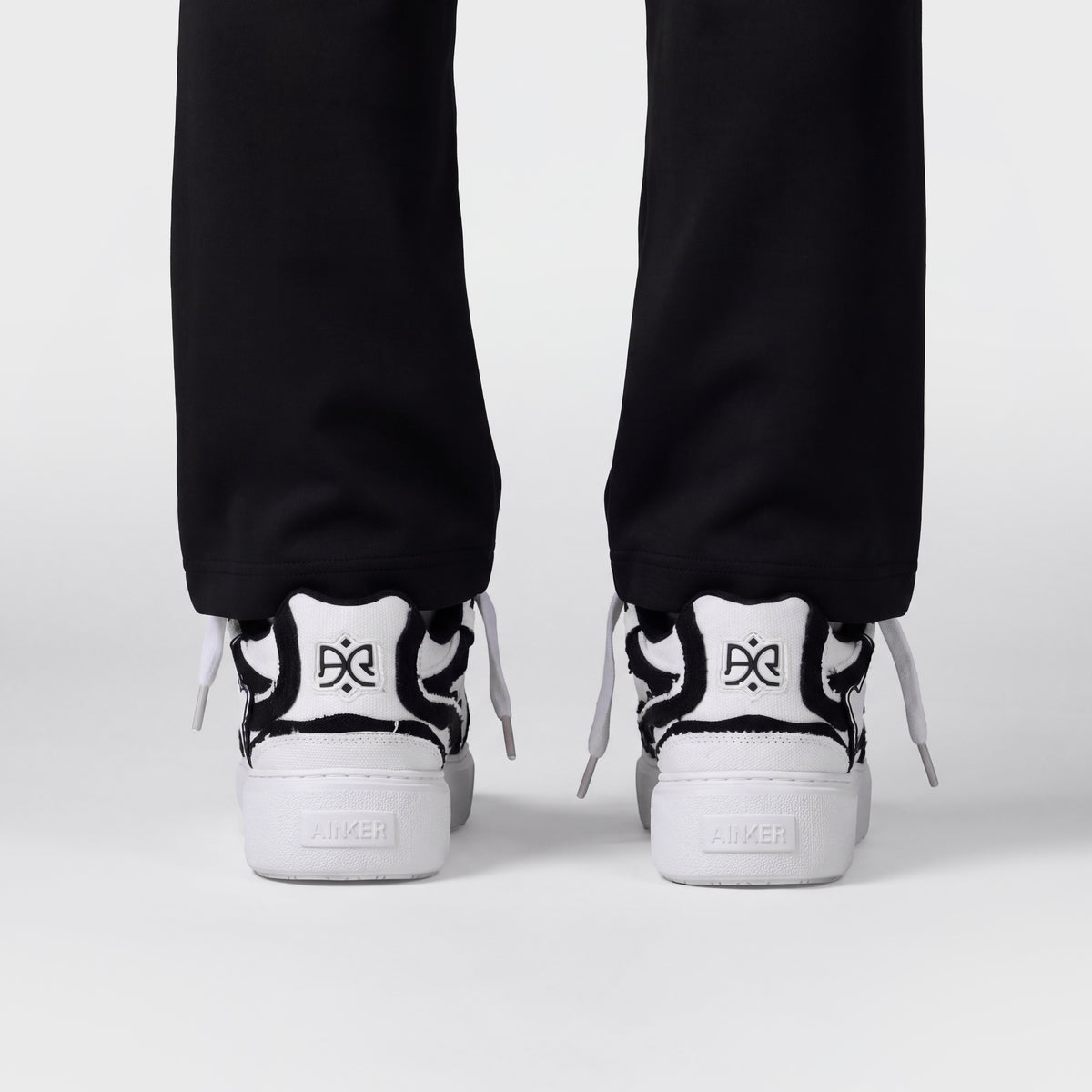 Backdoor Canvas White/Black