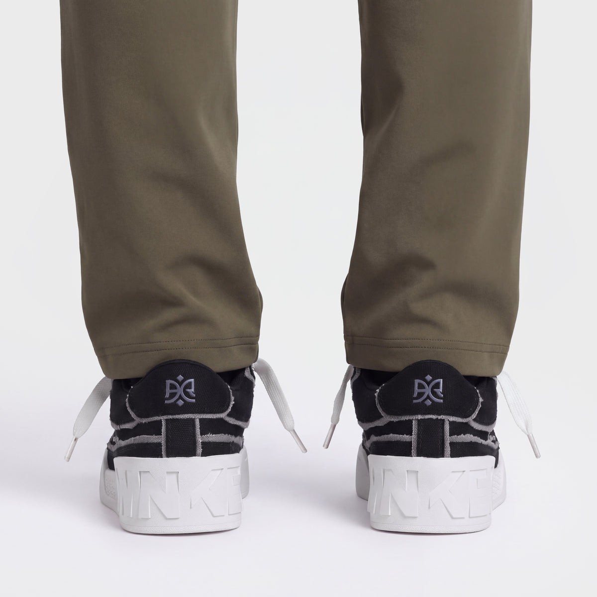 Skate Line Canvas Black