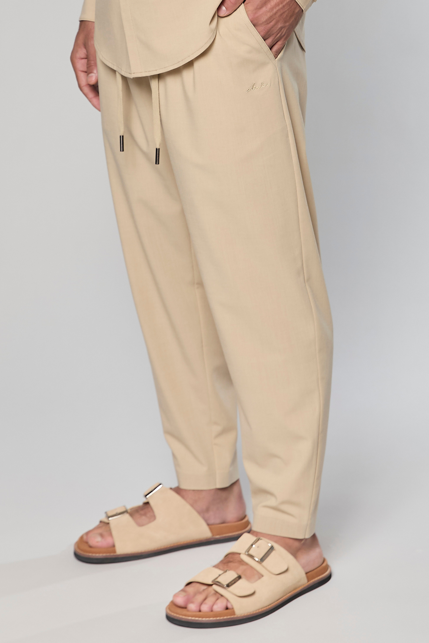 Straight 779 Off-White Pants